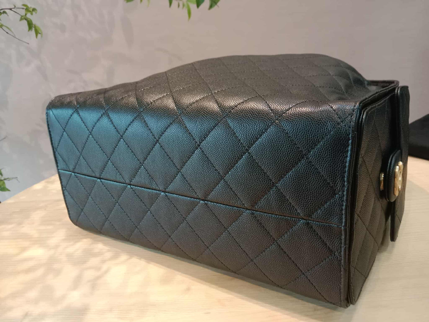 Chanel 25 Black Medium Caviar Microchipped