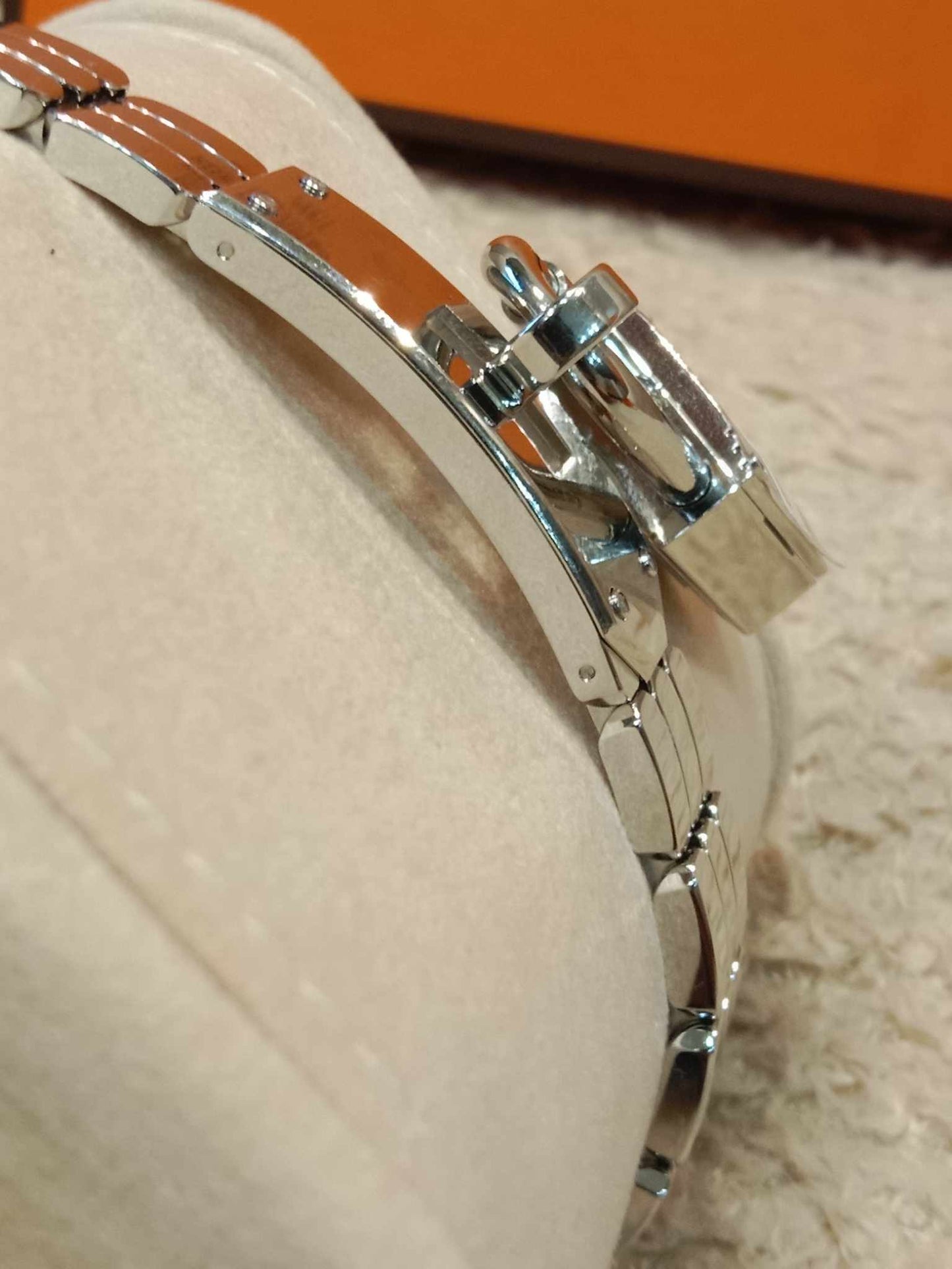 Hermes Stainless Steel Diamond 16mm Kelly Quartz Watch