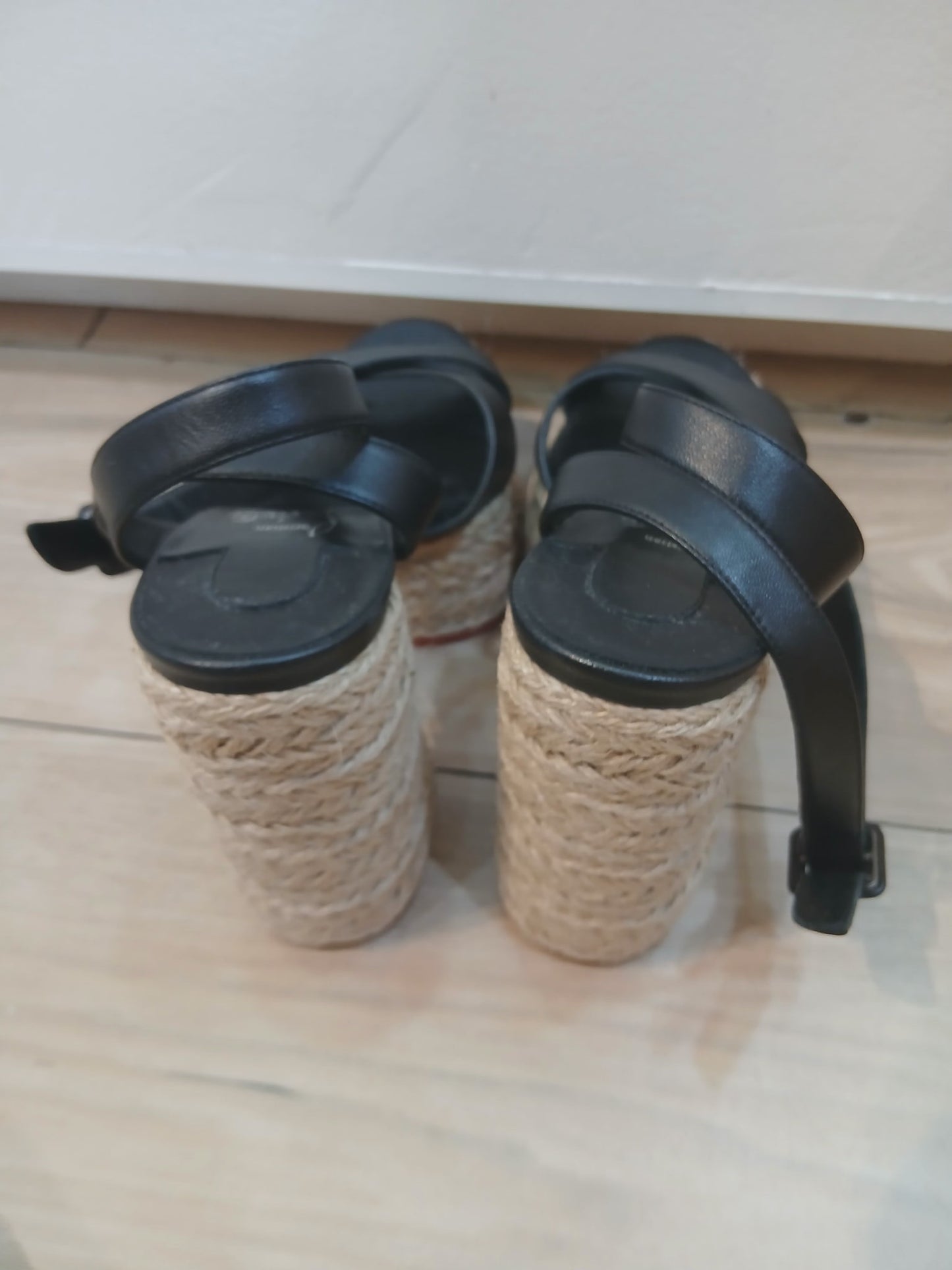 Chrstian Louboutin Mariza Zeppa Leather-Trimmed Espadrille Wedge Size 38