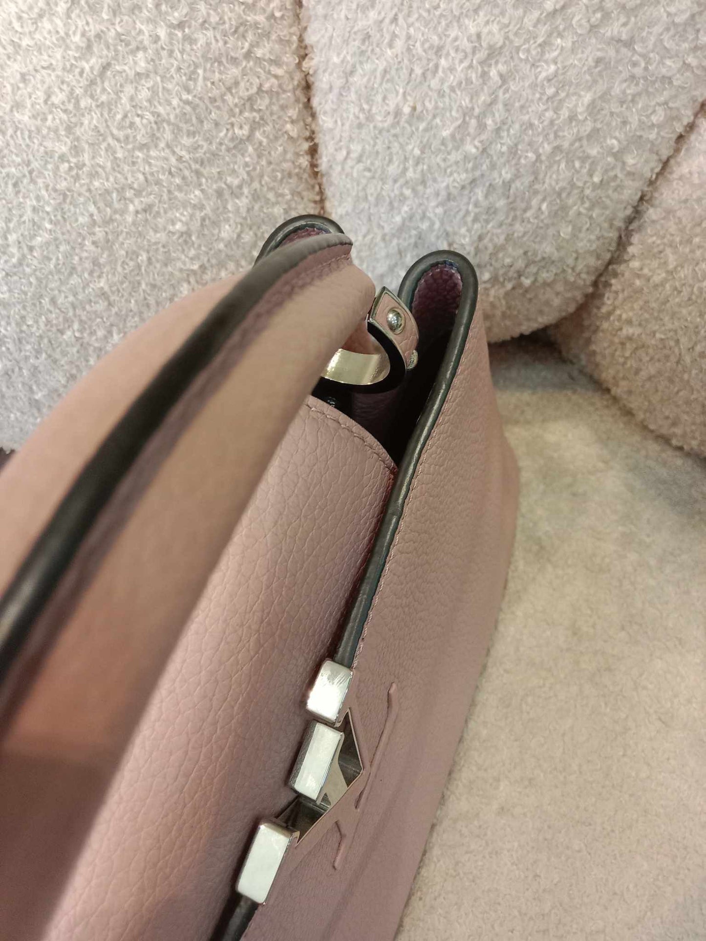 Louis Vuitton Capucine Sakura Pink PM