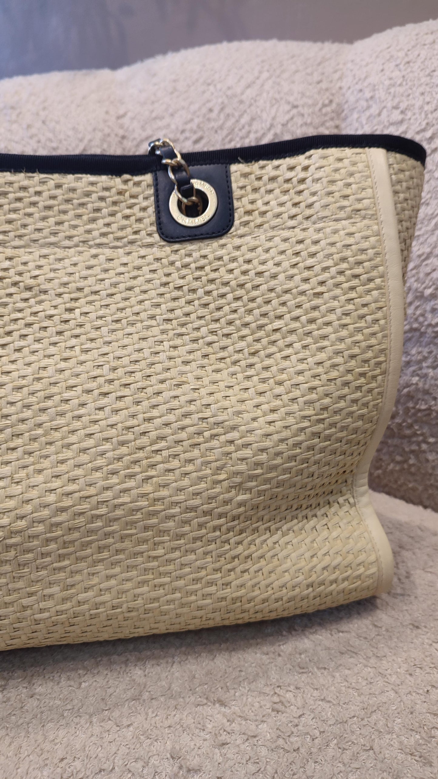 Chanel Deauville Raffia Series 30 Medium Beige/Black