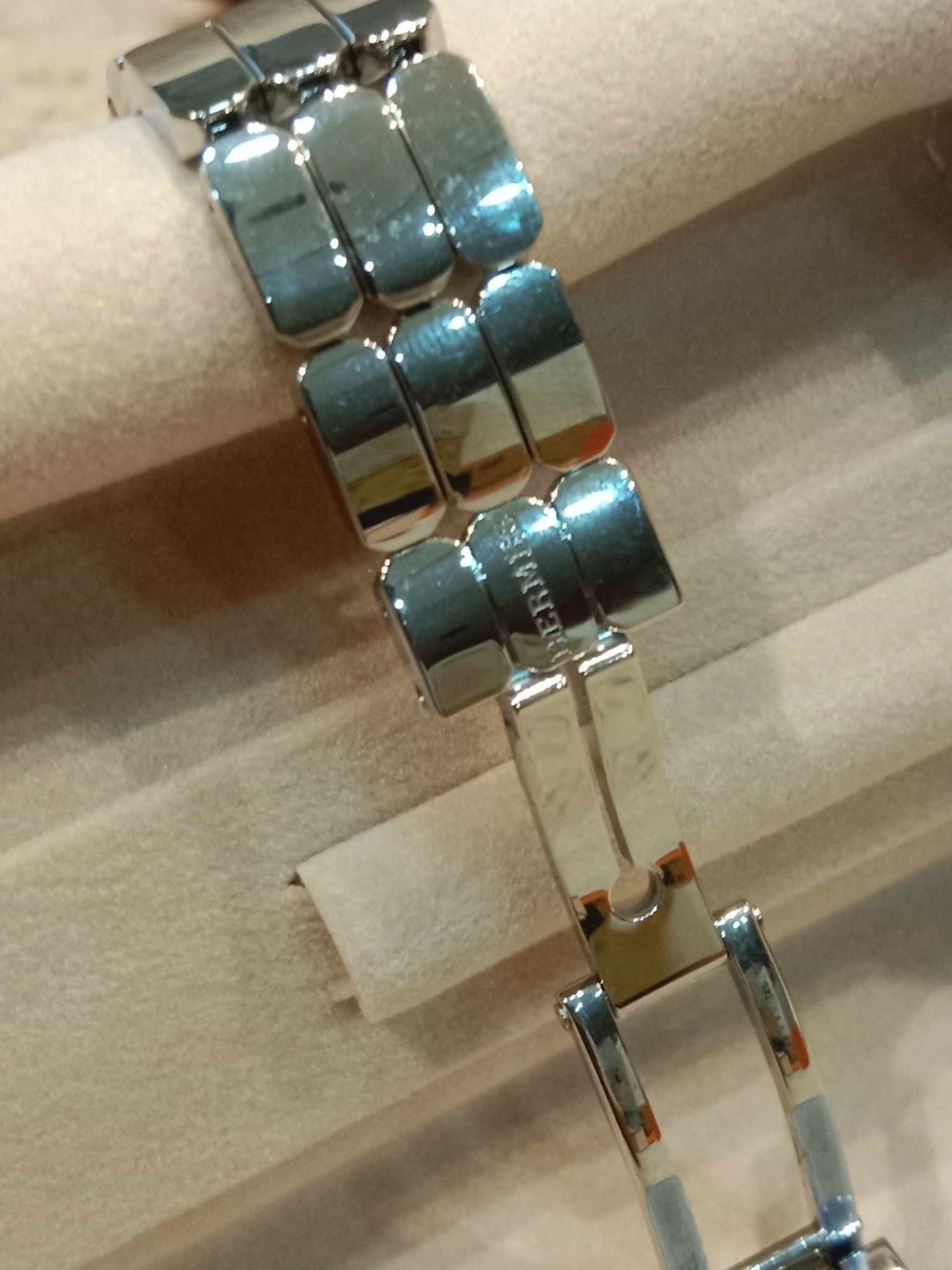 Hermes Stainless Steel Diamond 16mm Kelly Quartz Watch