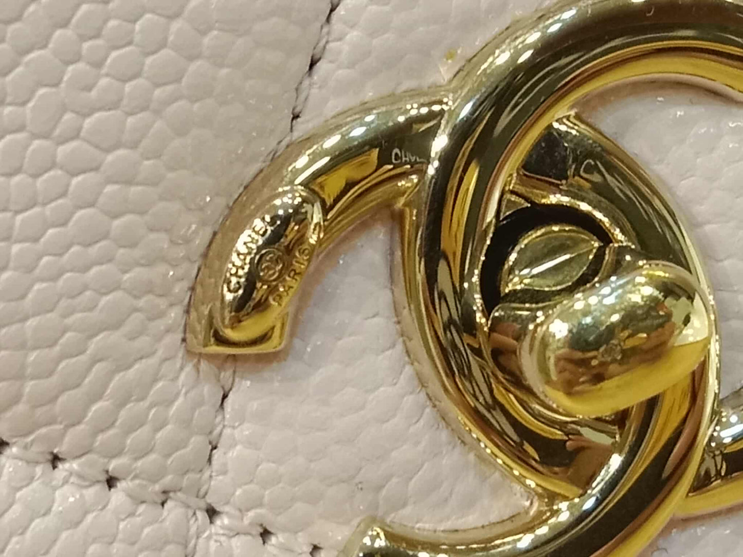 Chanel Business Affinity Light Pink Caviar Medium Microchipped