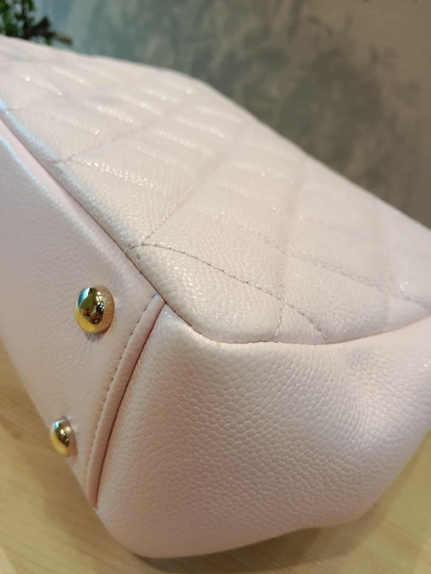 Chanel Business Affinity Light Pink Caviar Medium Microchipped
