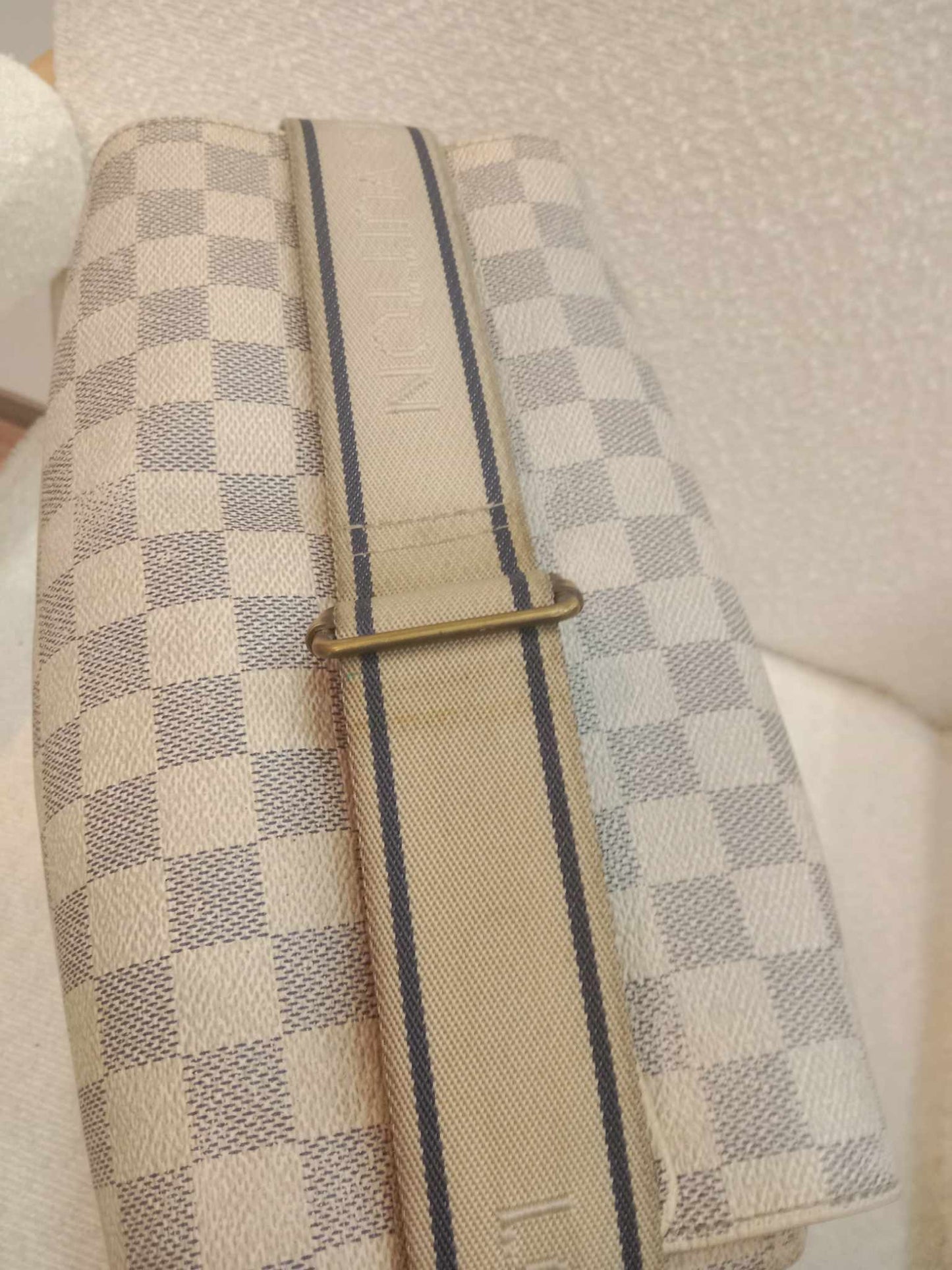 Louis Vuitton Naviglio Damier Azur MM