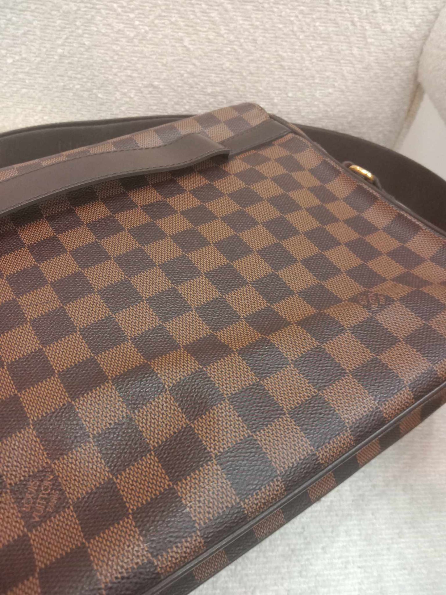 Louis Vuitton Shelton Damier Ebene MM