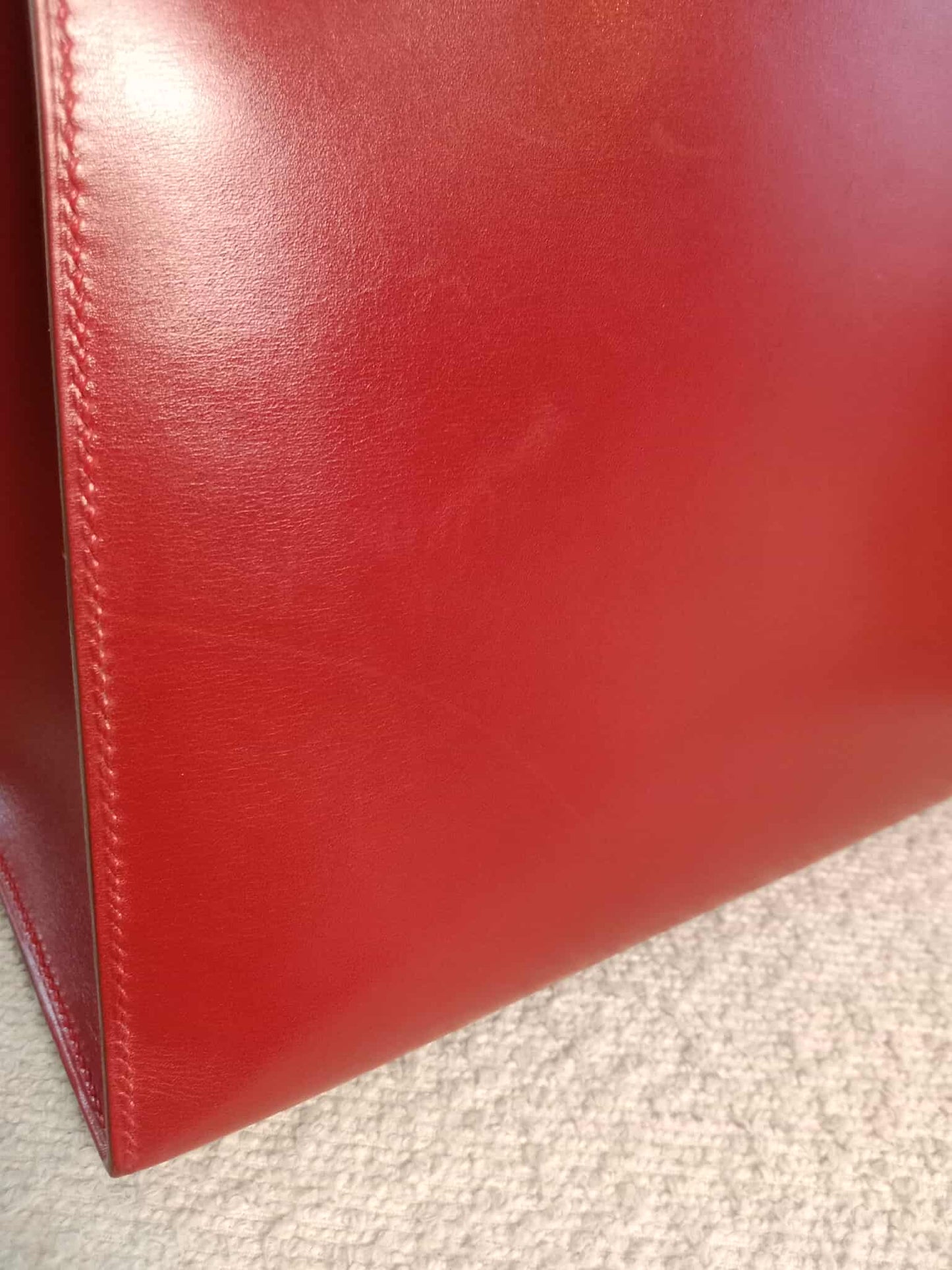 Hermes Kelly 28 Calfbox Leather Rouge VIF Stamp F Square 2002