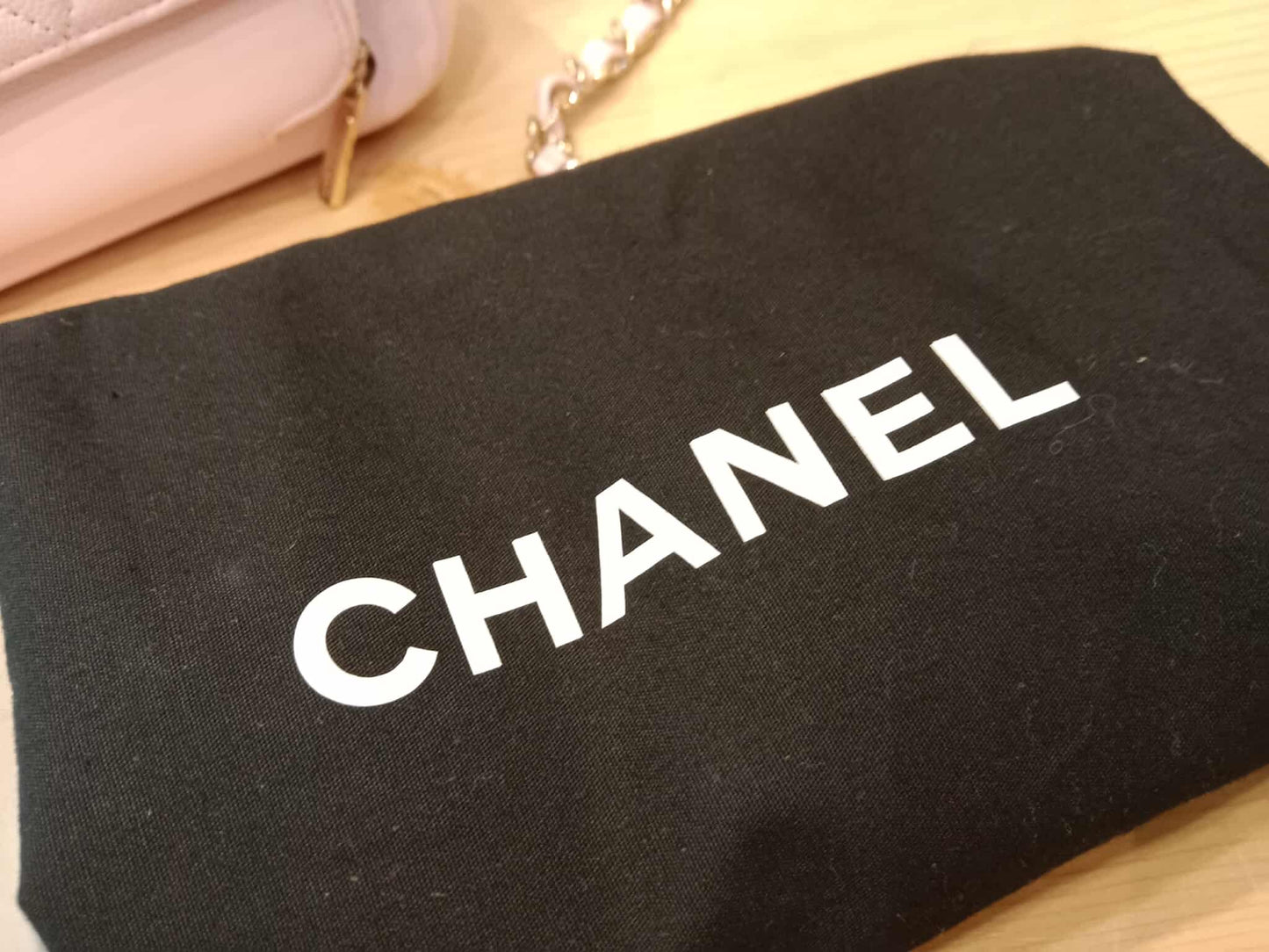 Chanel Business Affinity Light Pink Caviar Medium Microchipped