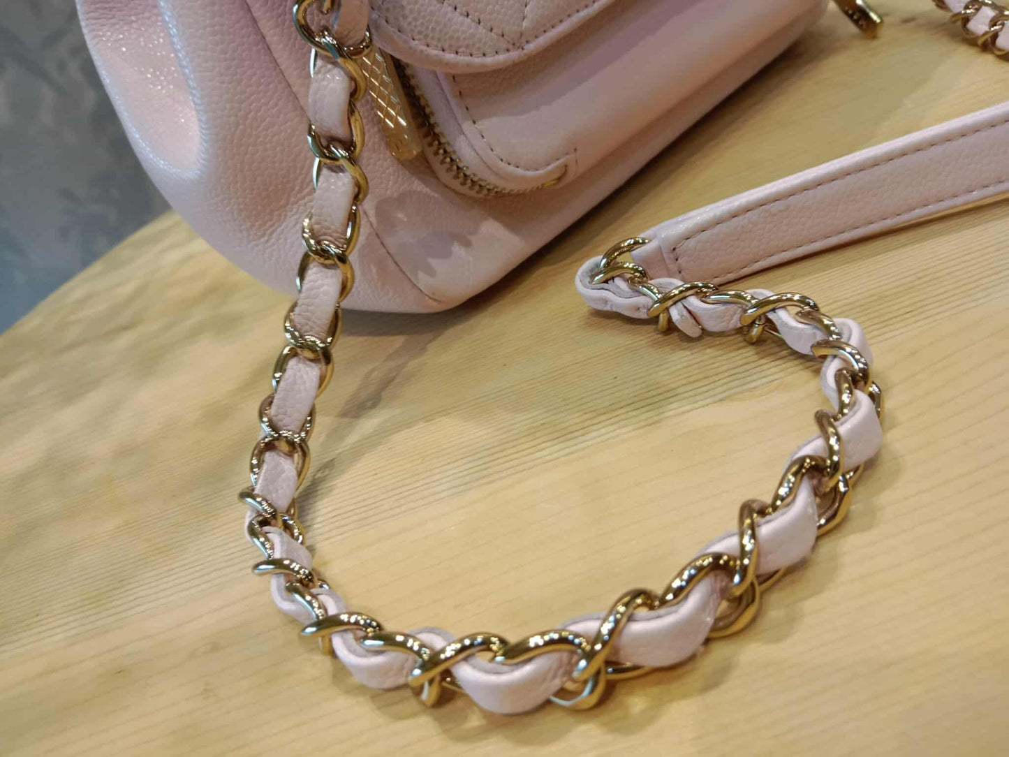 Chanel Business Affinity Light Pink Caviar Medium Microchipped