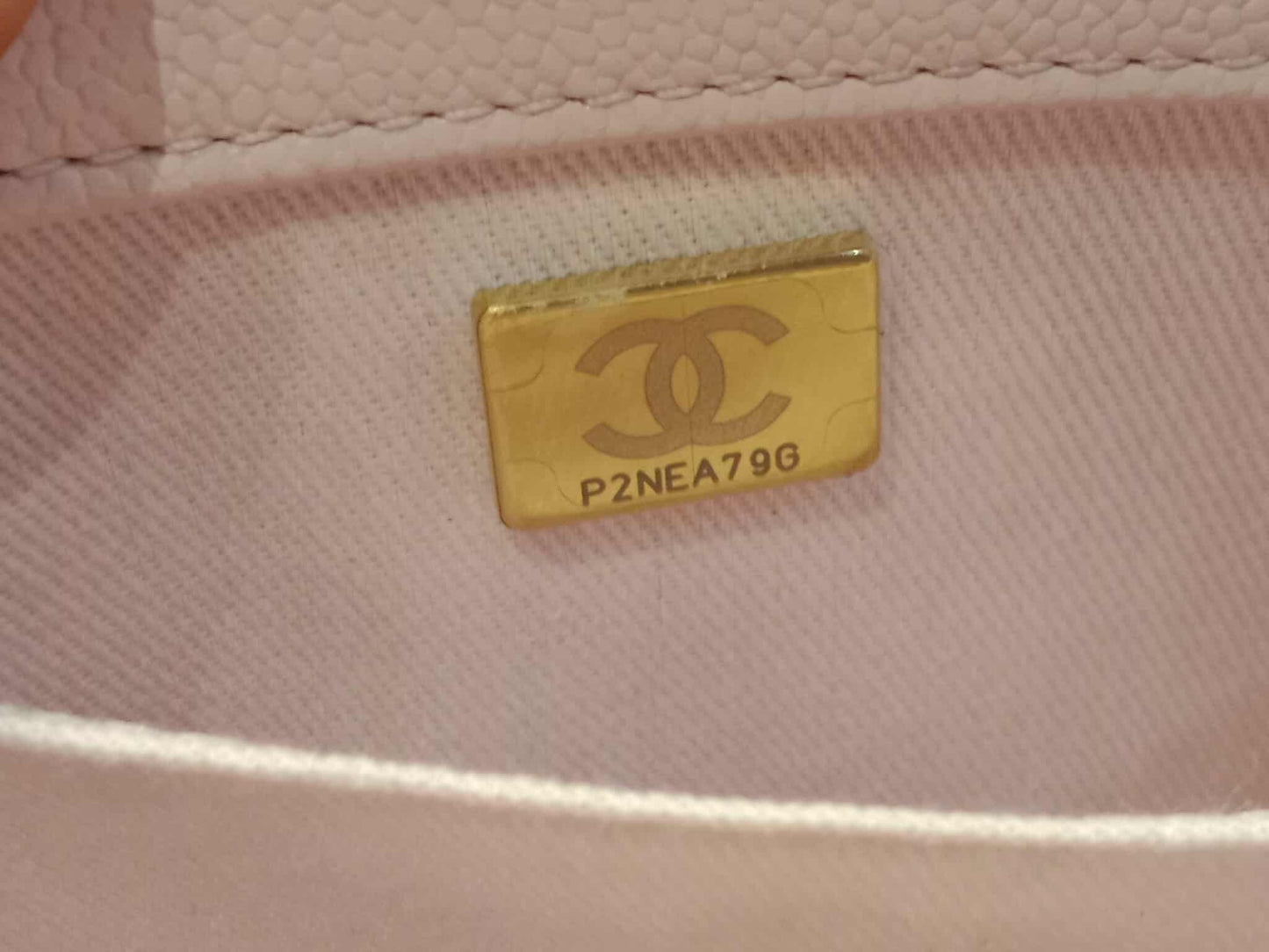 Chanel Business Affinity Light Pink Caviar Medium Microchipped
