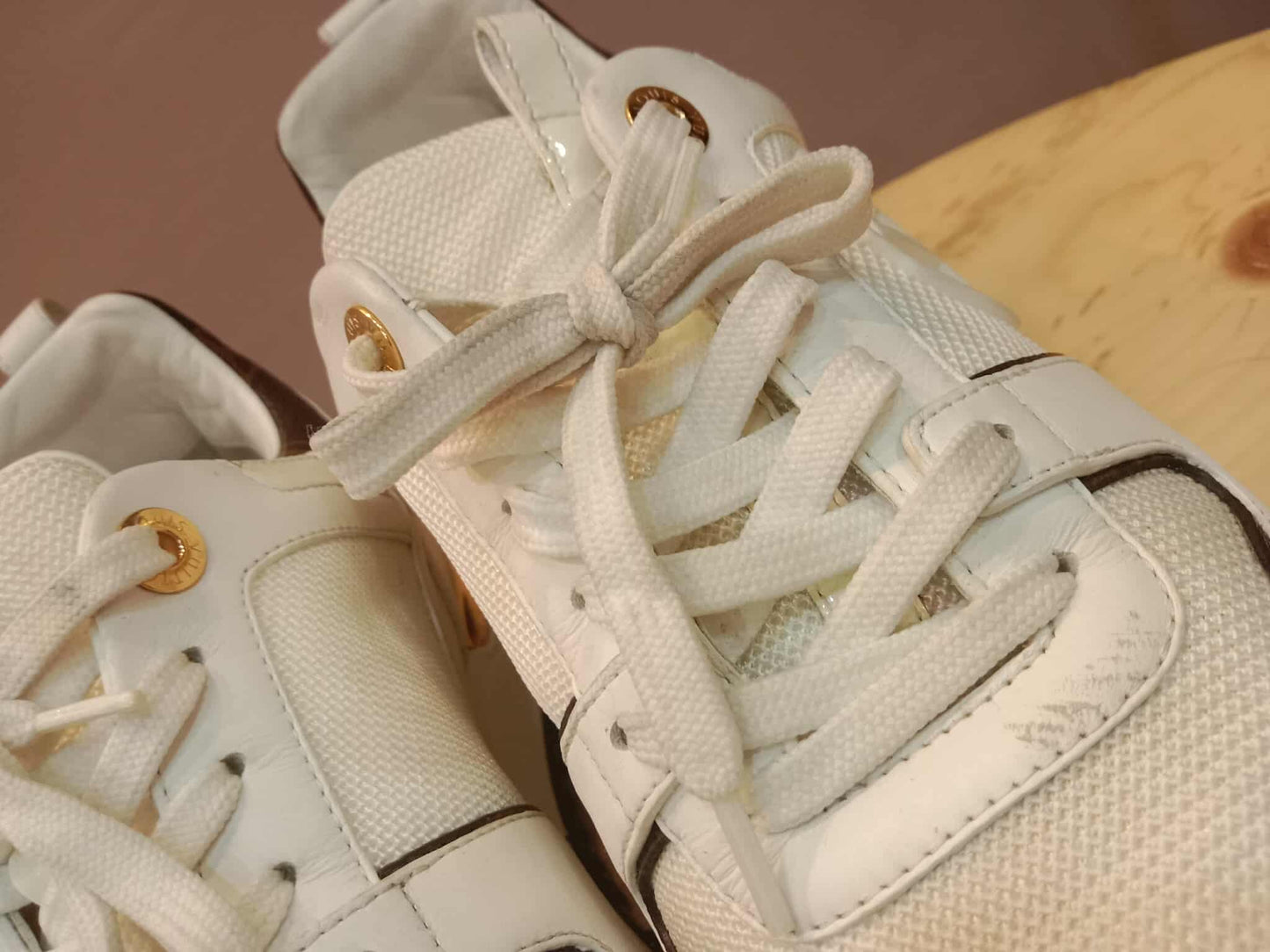Louis Vuitton White Monogram Reverse Run Away Sneakers Size 37 (24)
