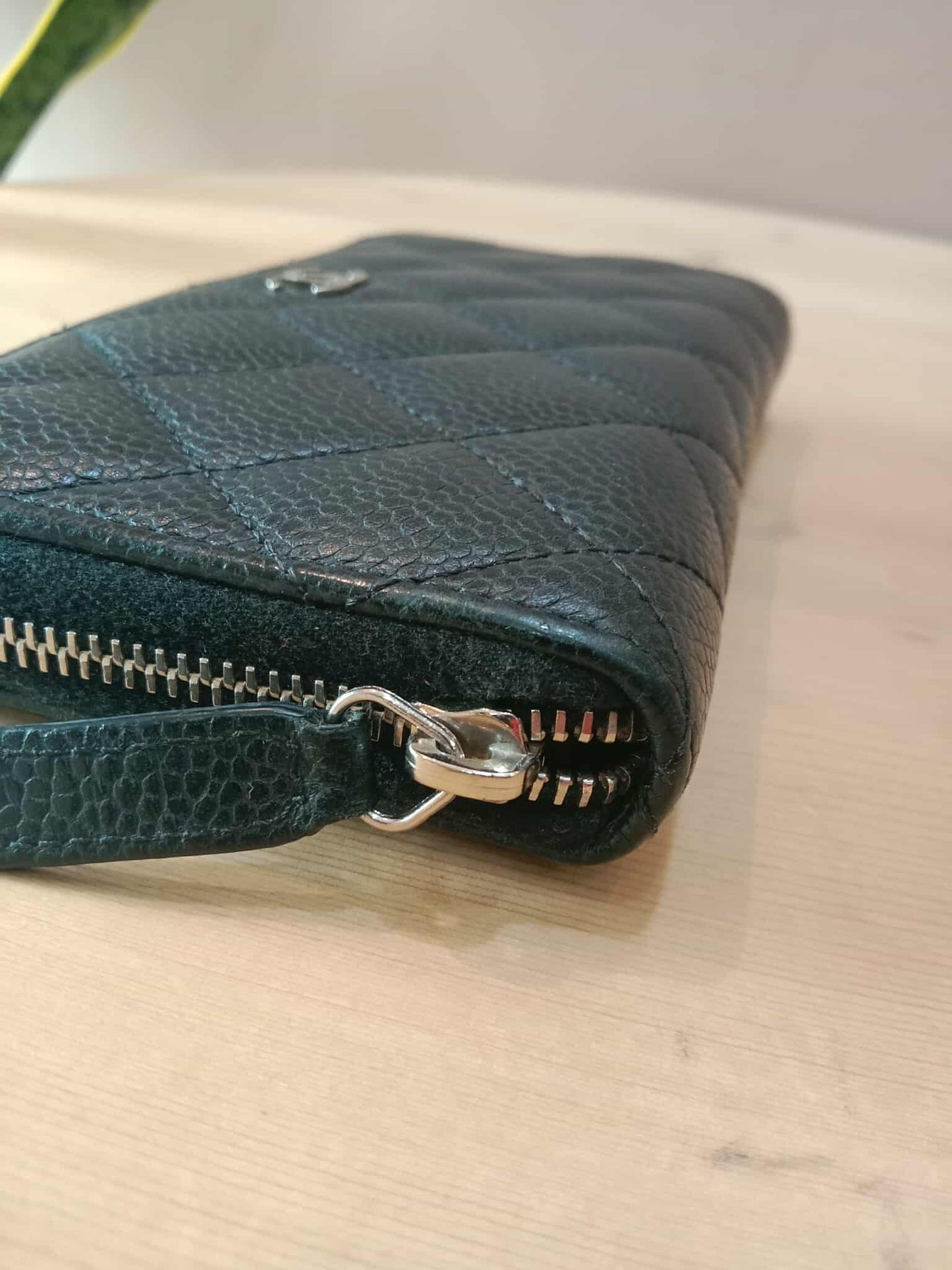Chanel Long Zipped Wallet Caviar Black Series 19
