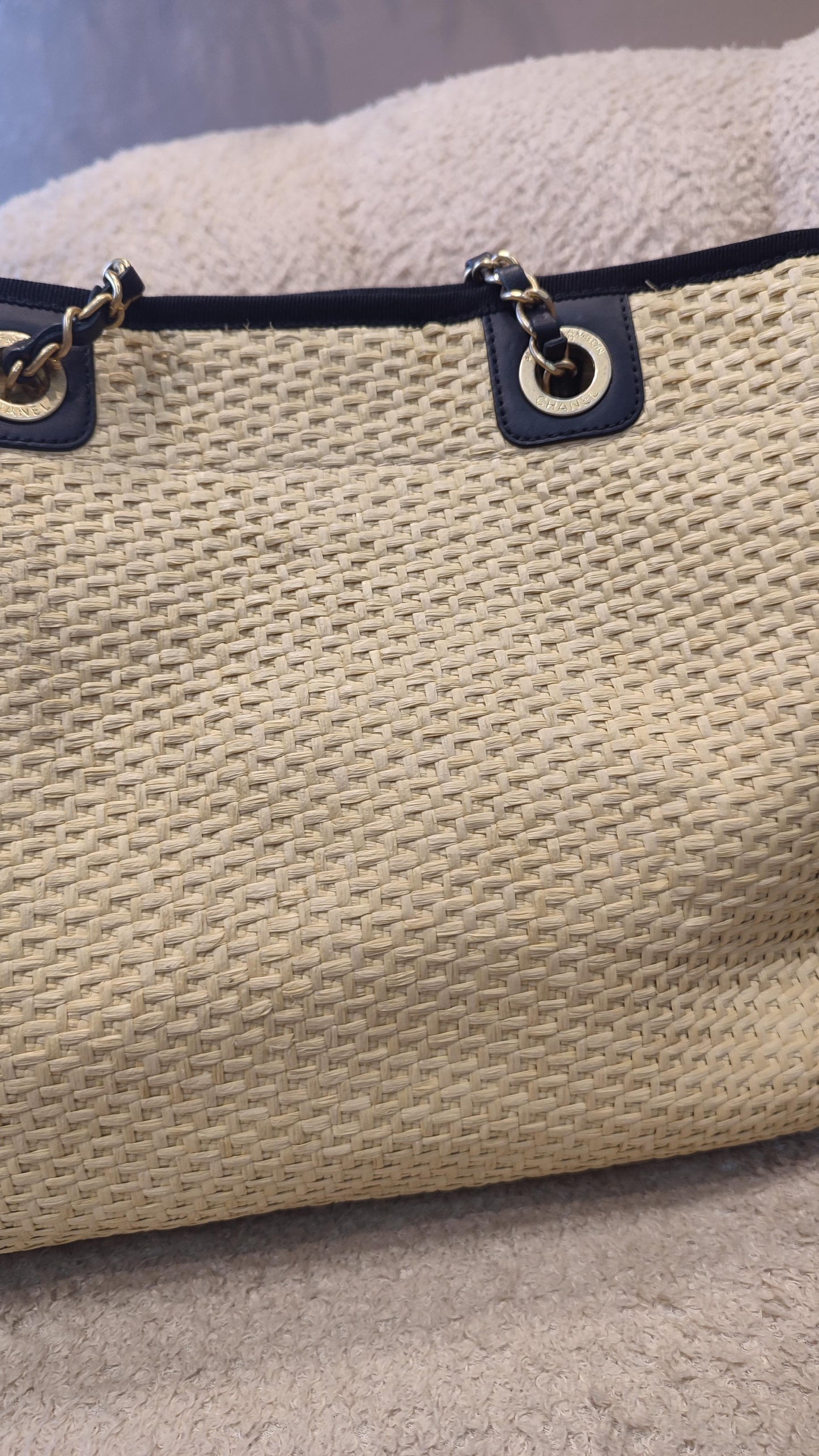 Chanel Deauville Raffia Series 30 Medium Beige/Black