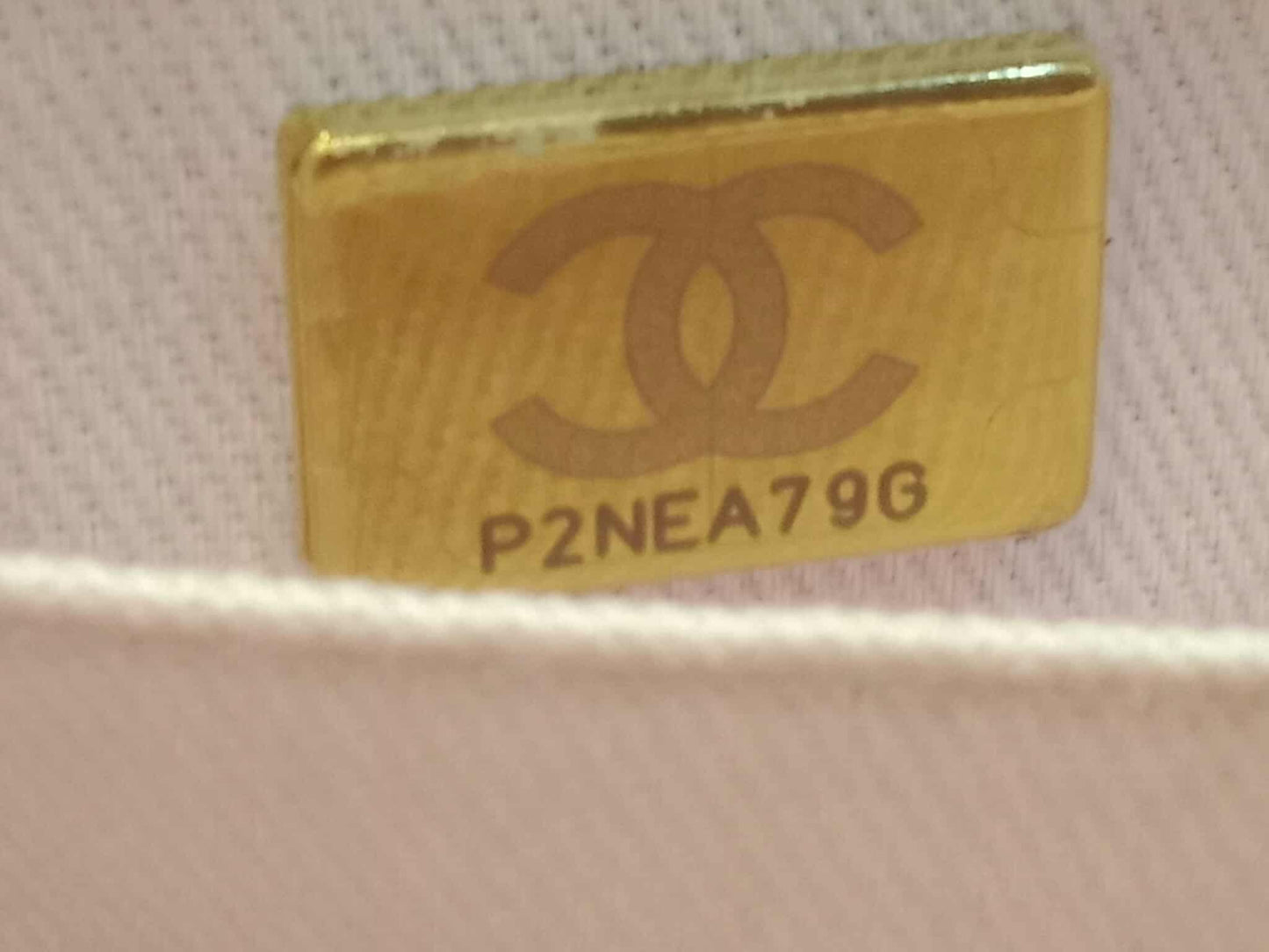 Chanel Business Affinity Light Pink Caviar Medium Microchipped