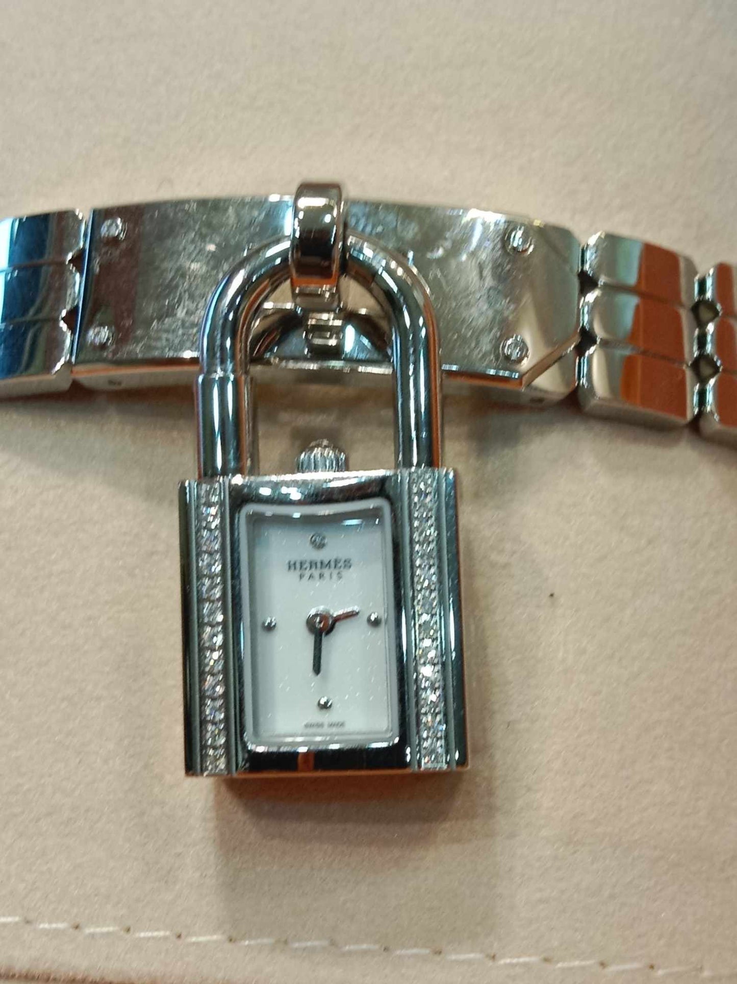 Hermes Stainless Steel Diamond 16mm Kelly Quartz Watch