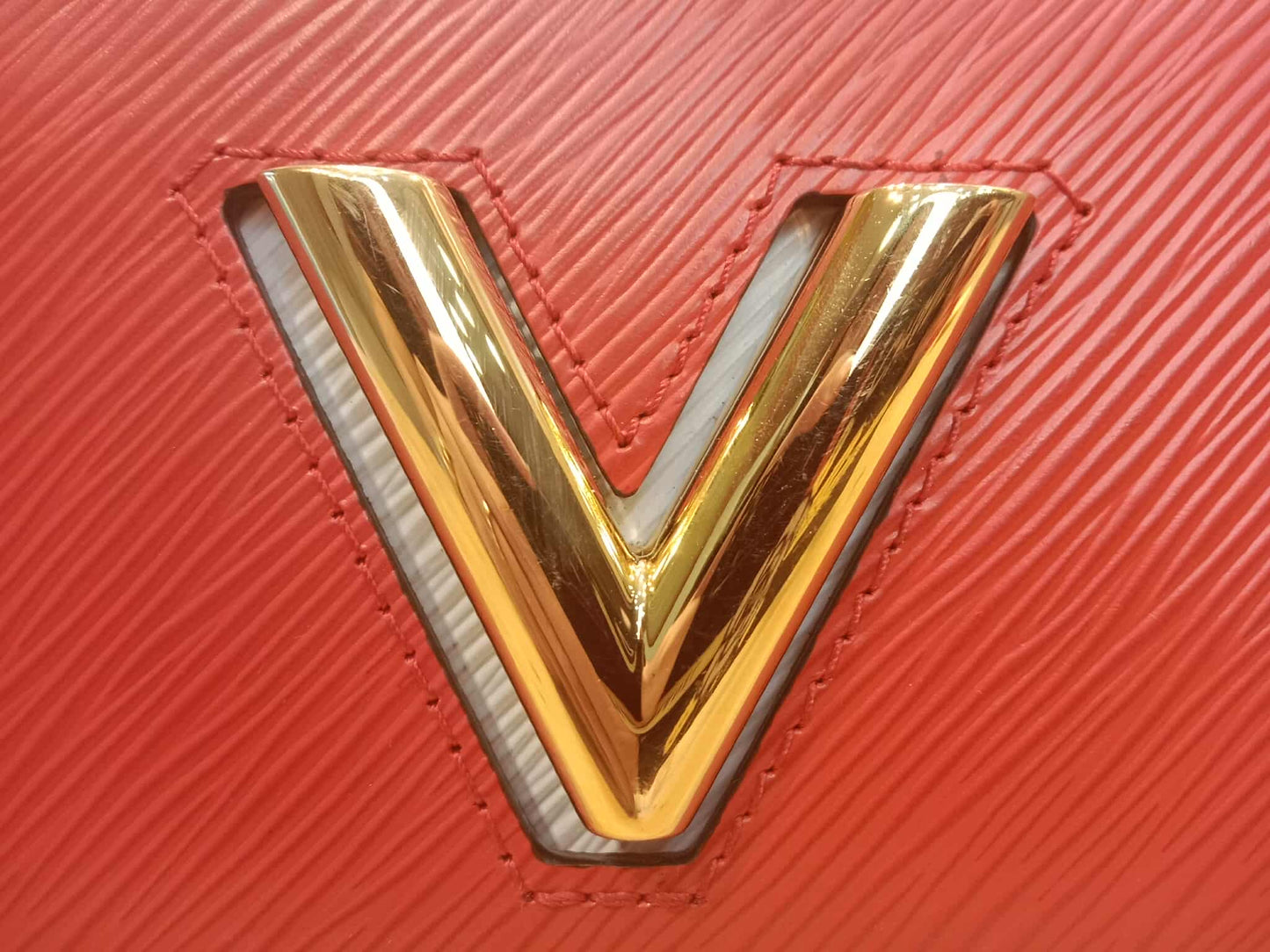 Louis Vuitton Tricolor Epi Leather Twist PM
