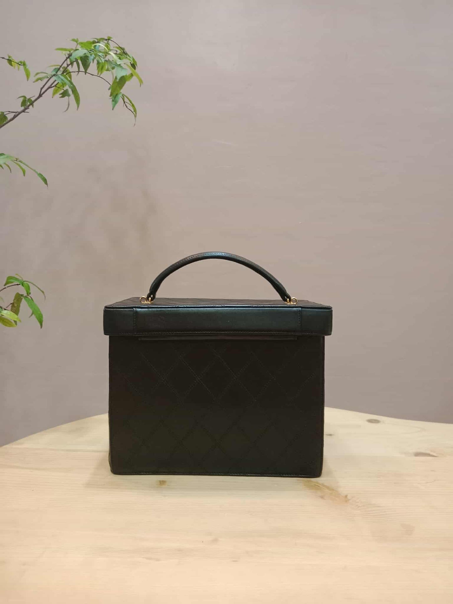 Chanel Vanity Black Leather Stitched Cosmetic Beauty Bag Series 2