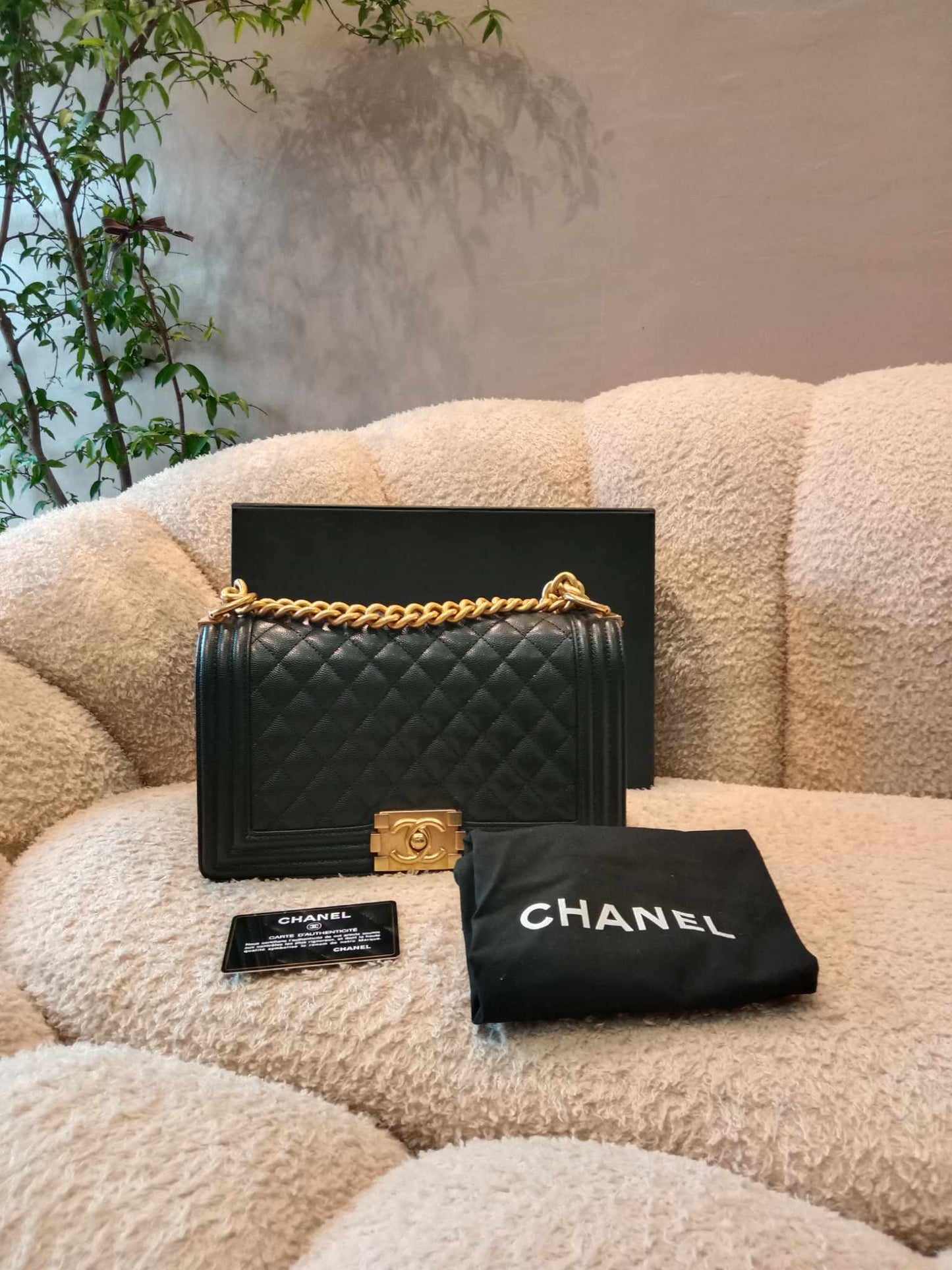 Chanel Leboy Caviar Black Old Medium Series 28