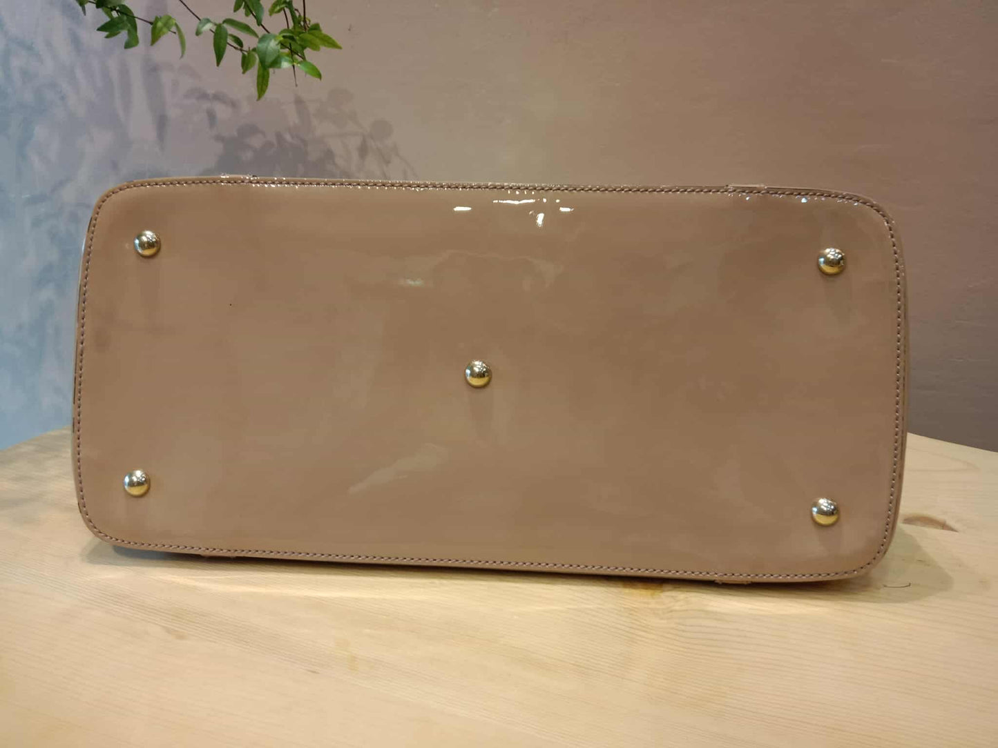 Gucci Beige Microguccissima Nice Patent Leather Satchel Bag