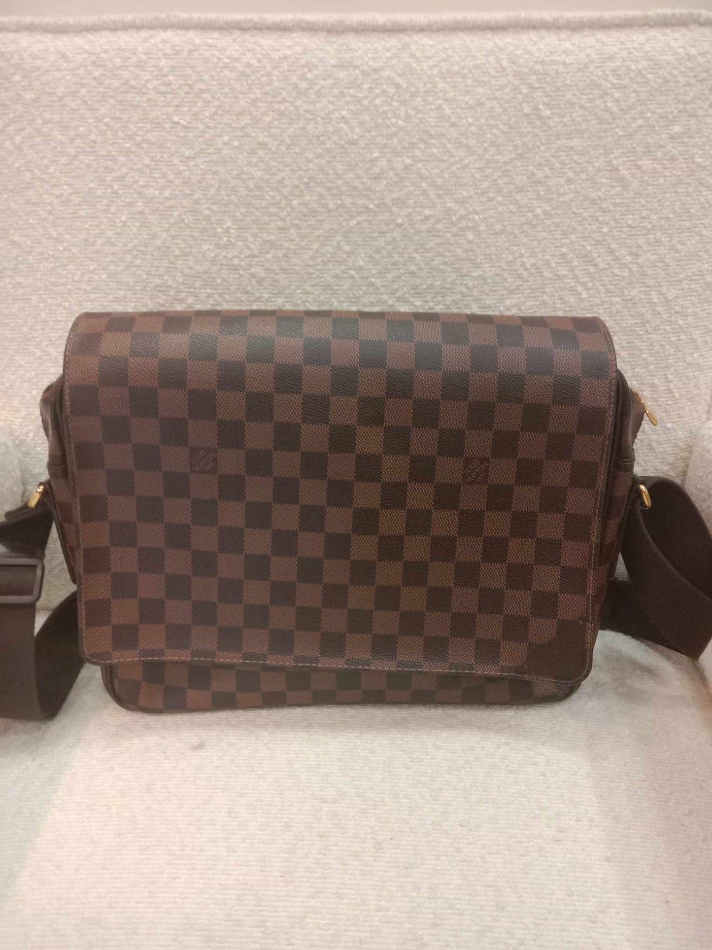 Louis Vuitton Shelton Damier Ebene MM