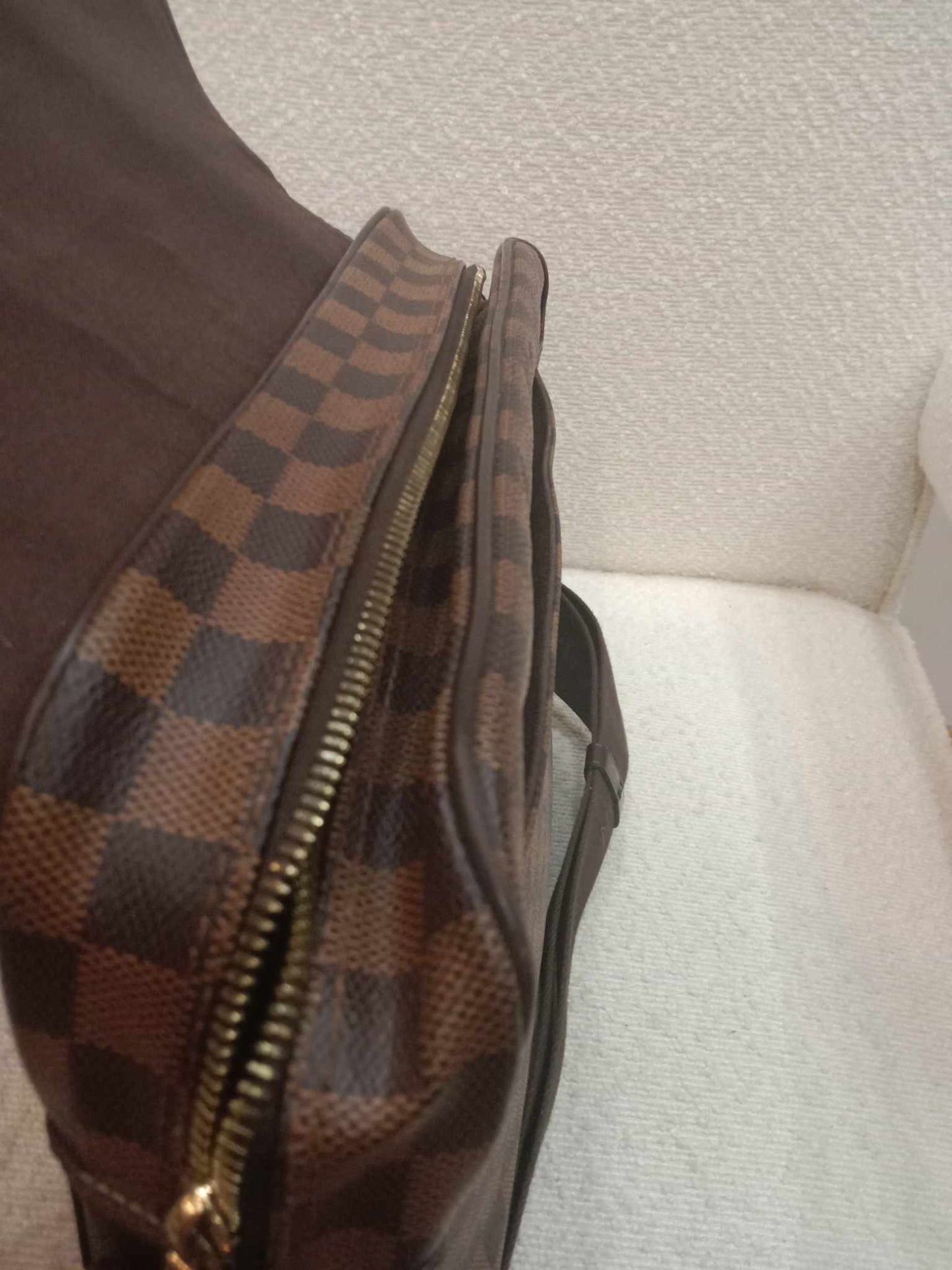 Louis Vuitton Shelton Damier Ebene MM