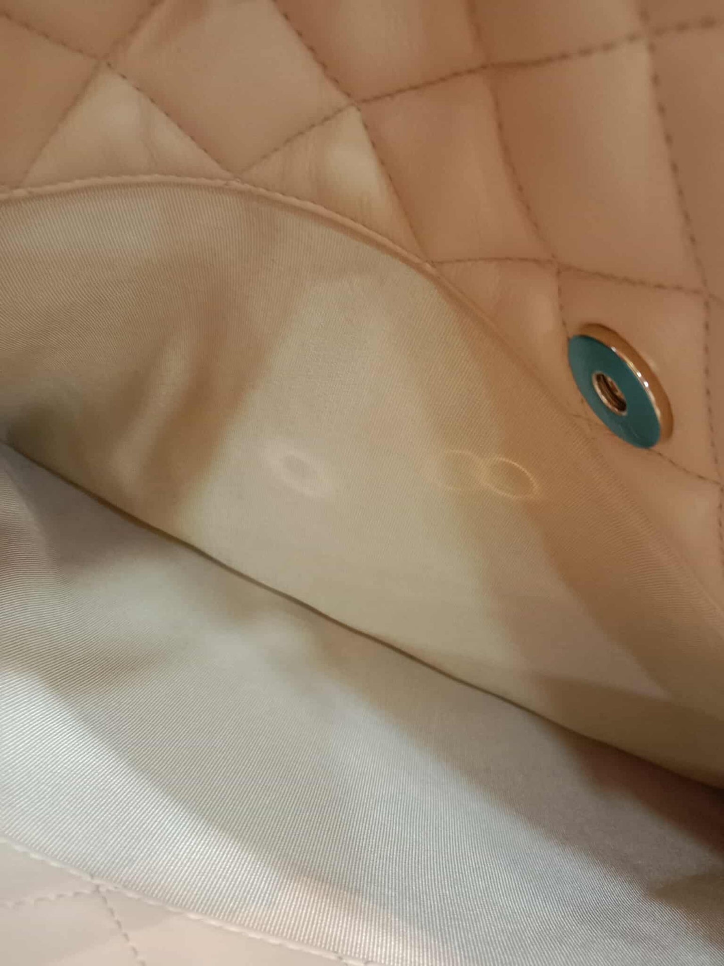 Chanel Classic CC Tote Beige Lambskin Series 21