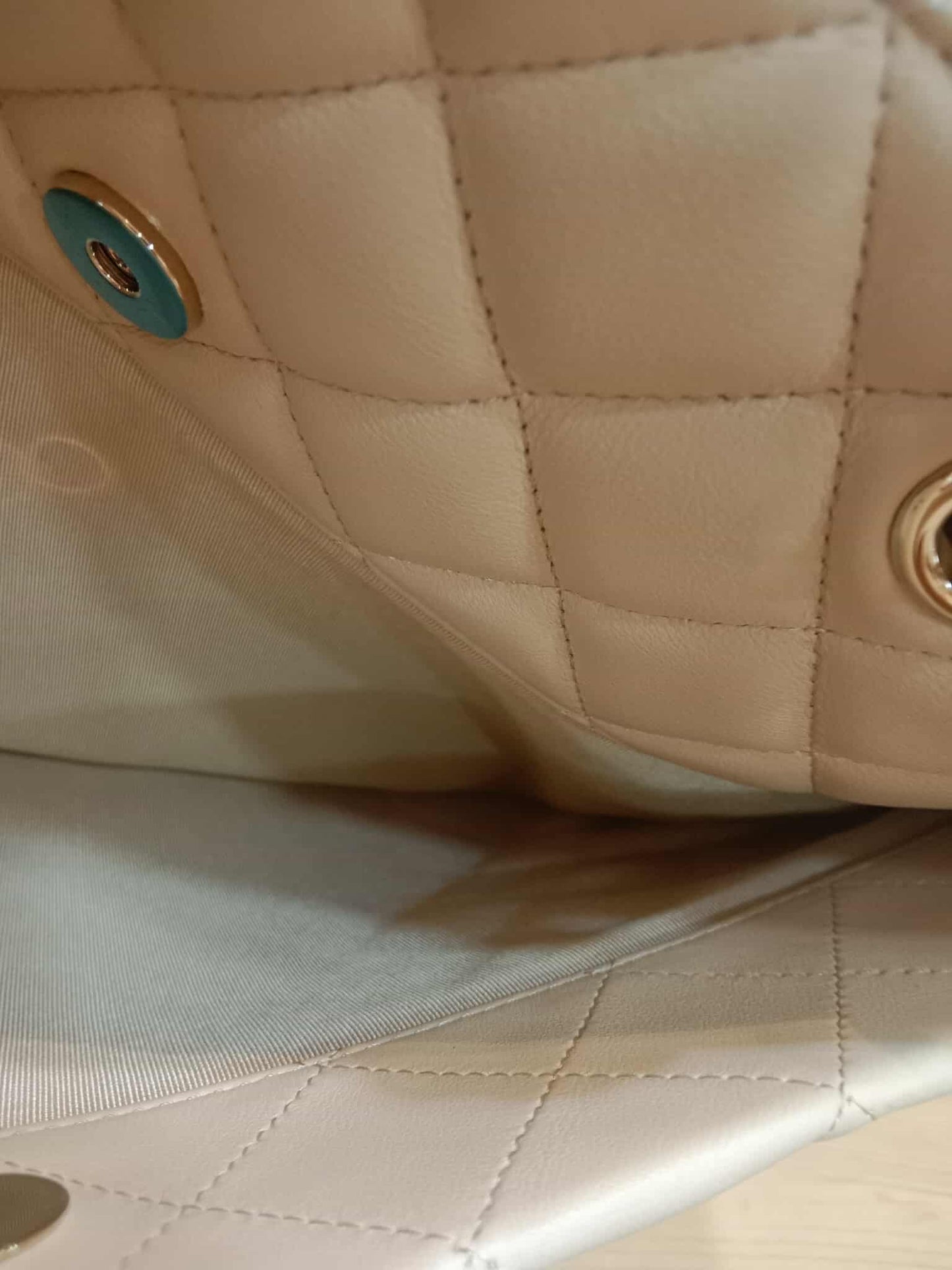 Chanel Classic CC Tote Beige Lambskin Series 21