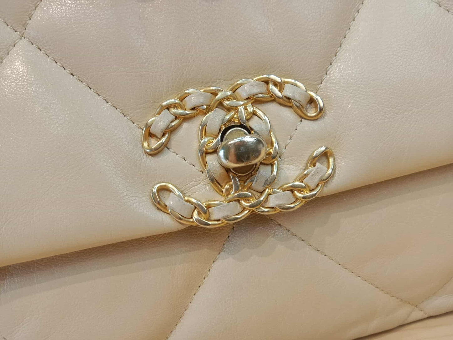 Chanel C19 Beige Lambskin Beige Small Series 30