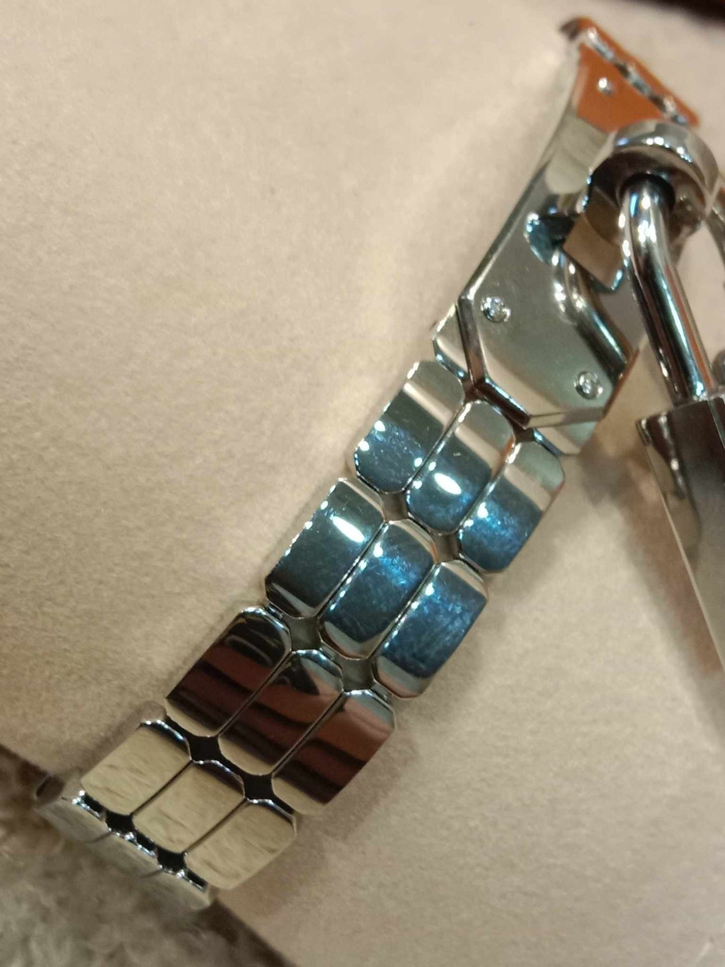 Hermes Stainless Steel Diamond 16mm Kelly Quartz Watch