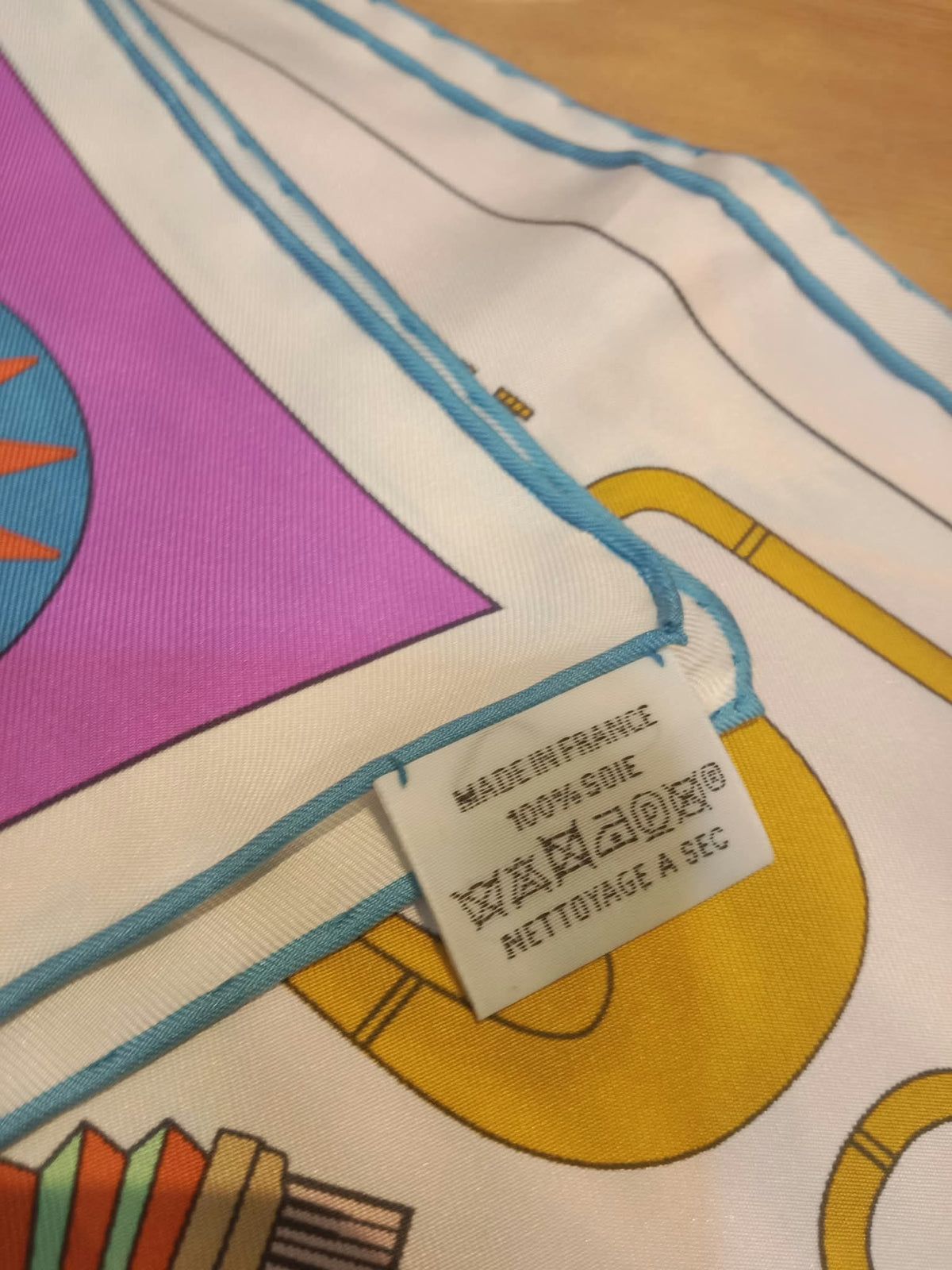 Hermes "Tea for Two" Carre 90 Silk Scarf