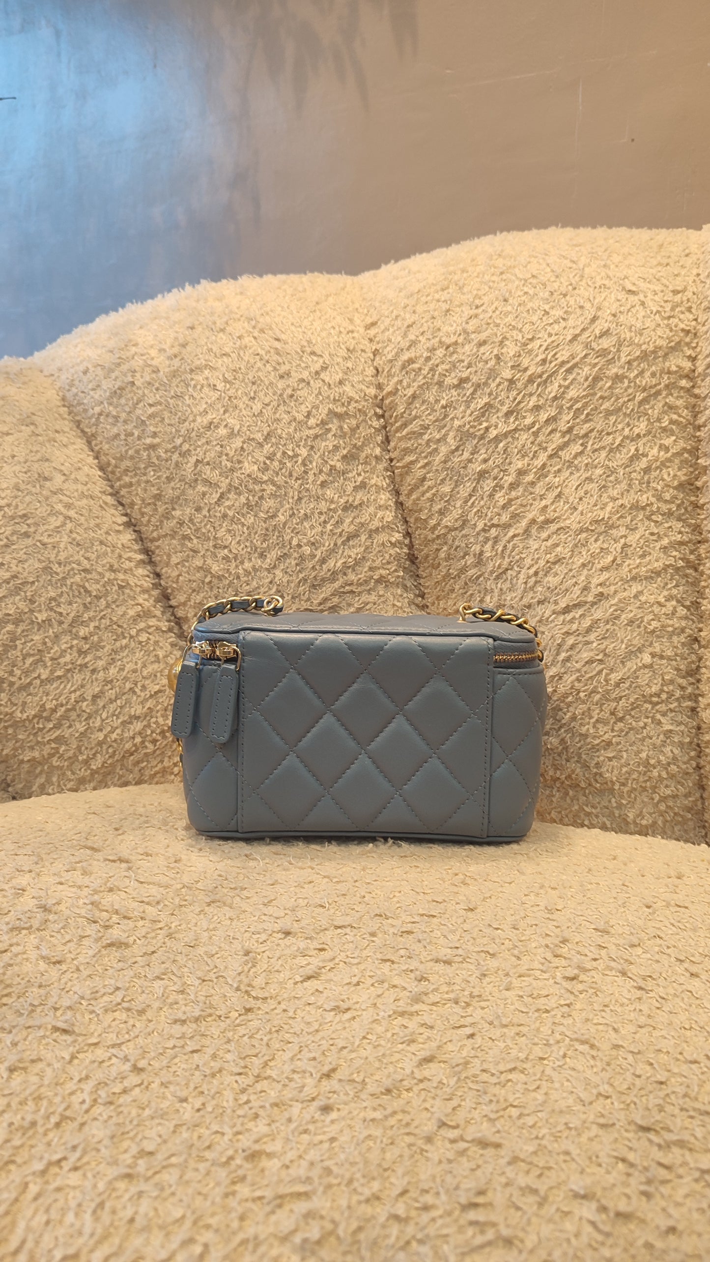Chanel Pearlcrush Vanity Lambskin Denim Blue Microchipped
