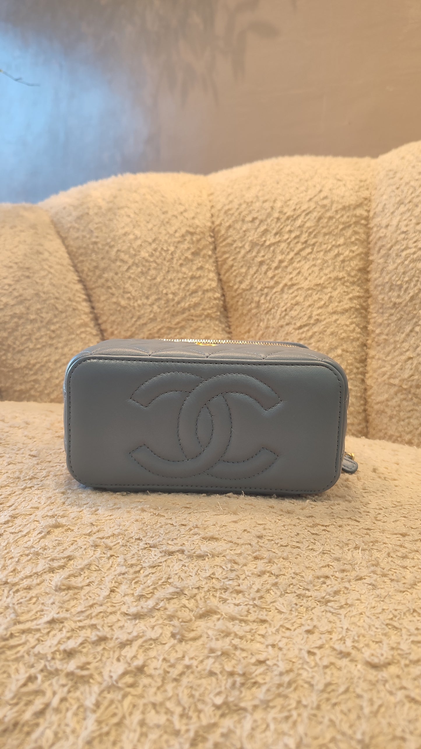 Chanel Pearlcrush Vanity Lambskin Denim Blue Microchipped