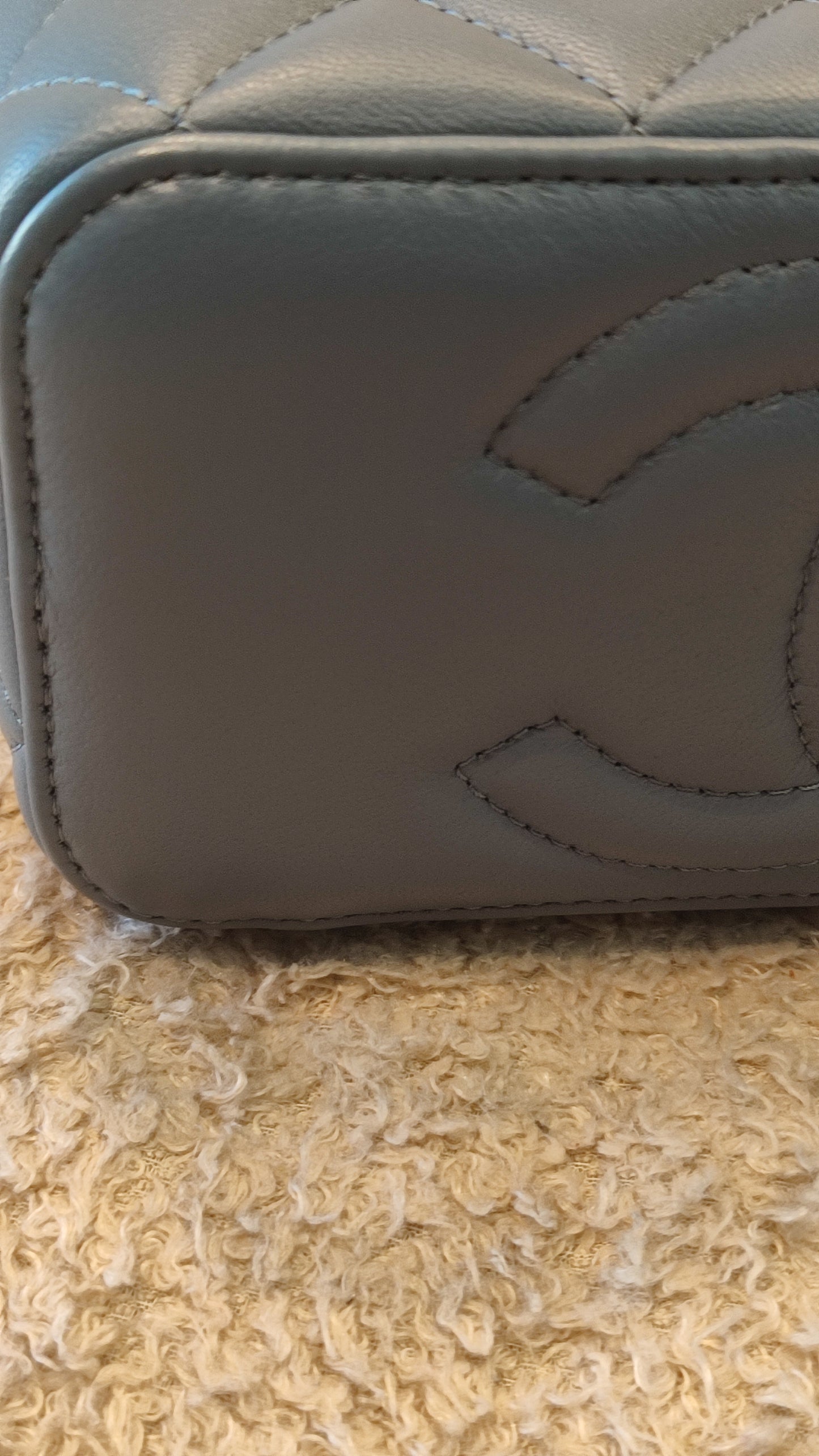Chanel Pearlcrush Vanity Lambskin Denim Blue Microchipped