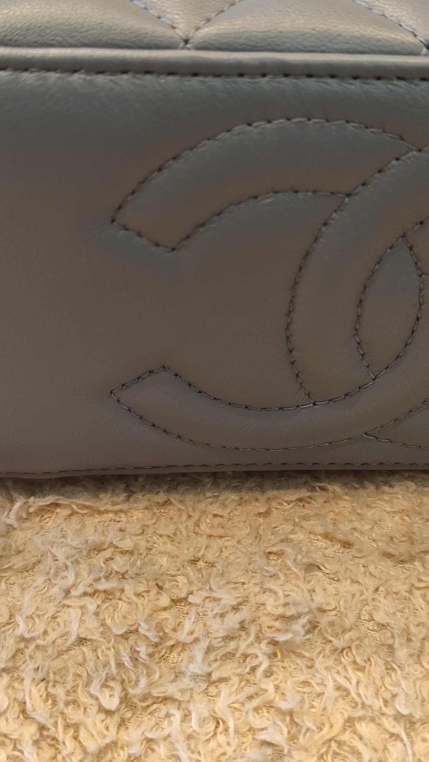 Chanel Pearlcrush Vanity Lambskin Denim Blue Microchipped