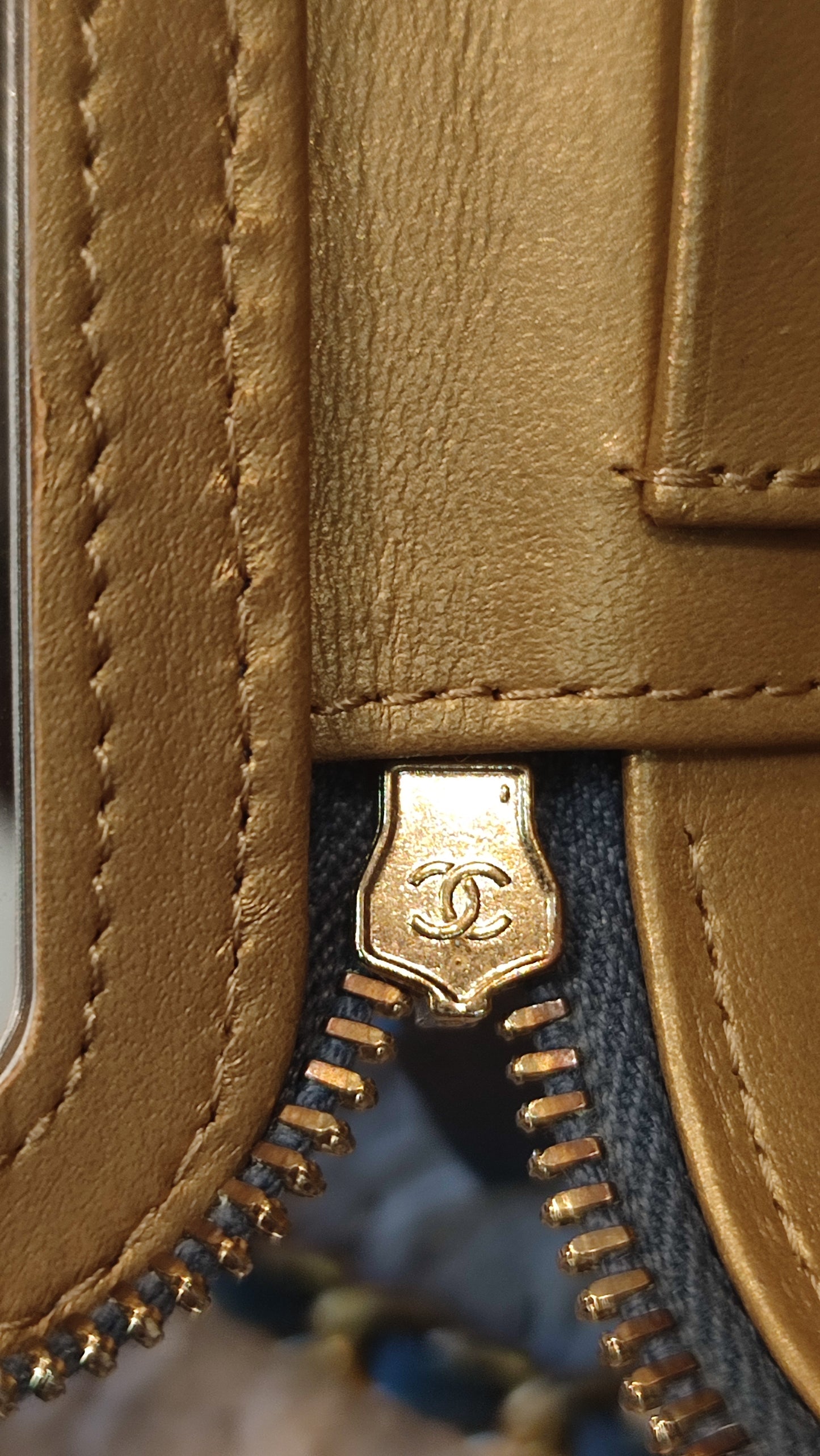 Chanel Pearlcrush Vanity Lambskin Denim Blue Microchipped
