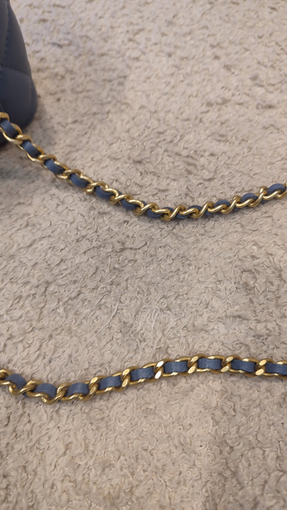 Chanel Pearlcrush Vanity Lambskin Denim Blue Microchipped