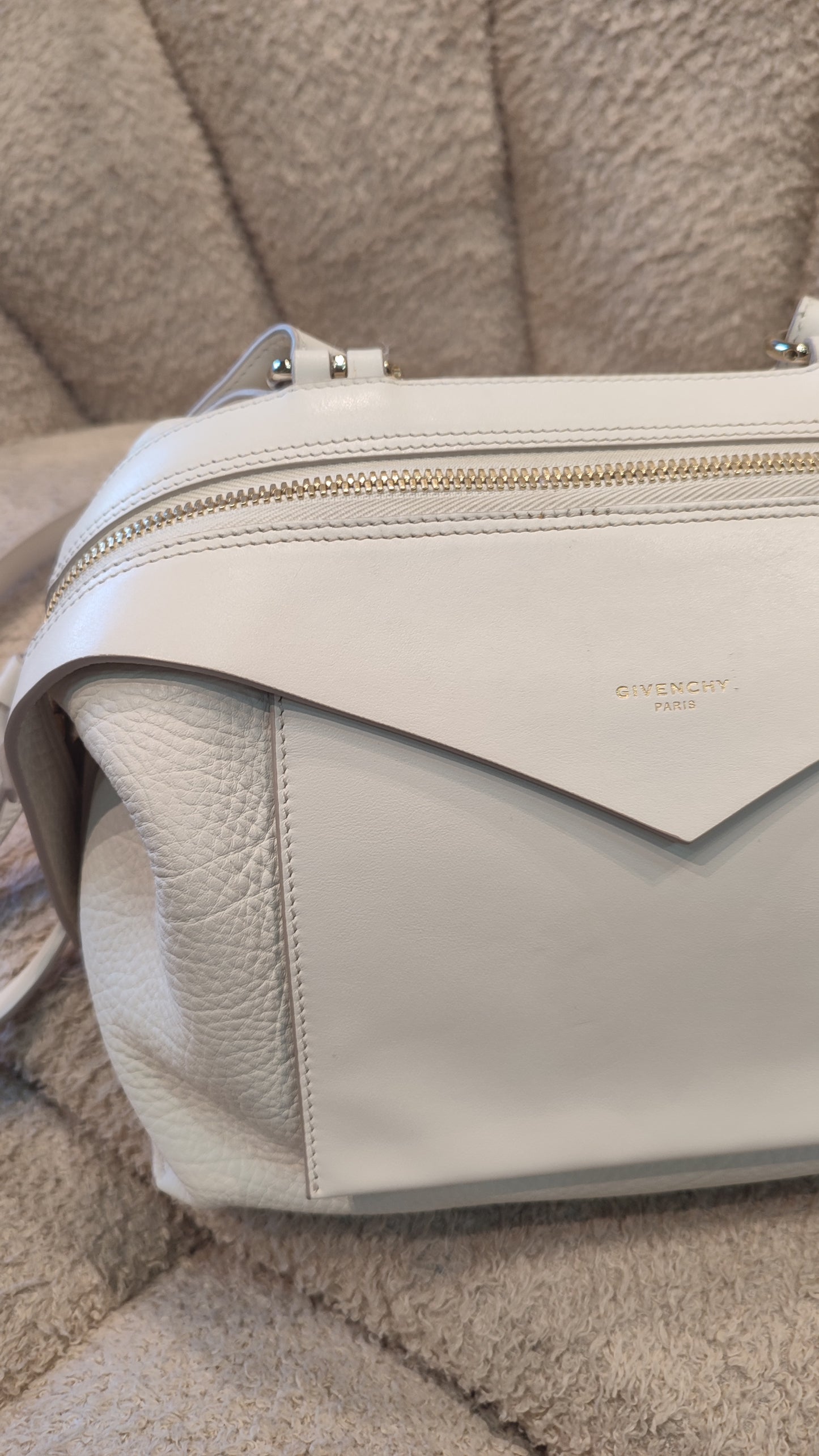 Givenchy Sway Calfskin White