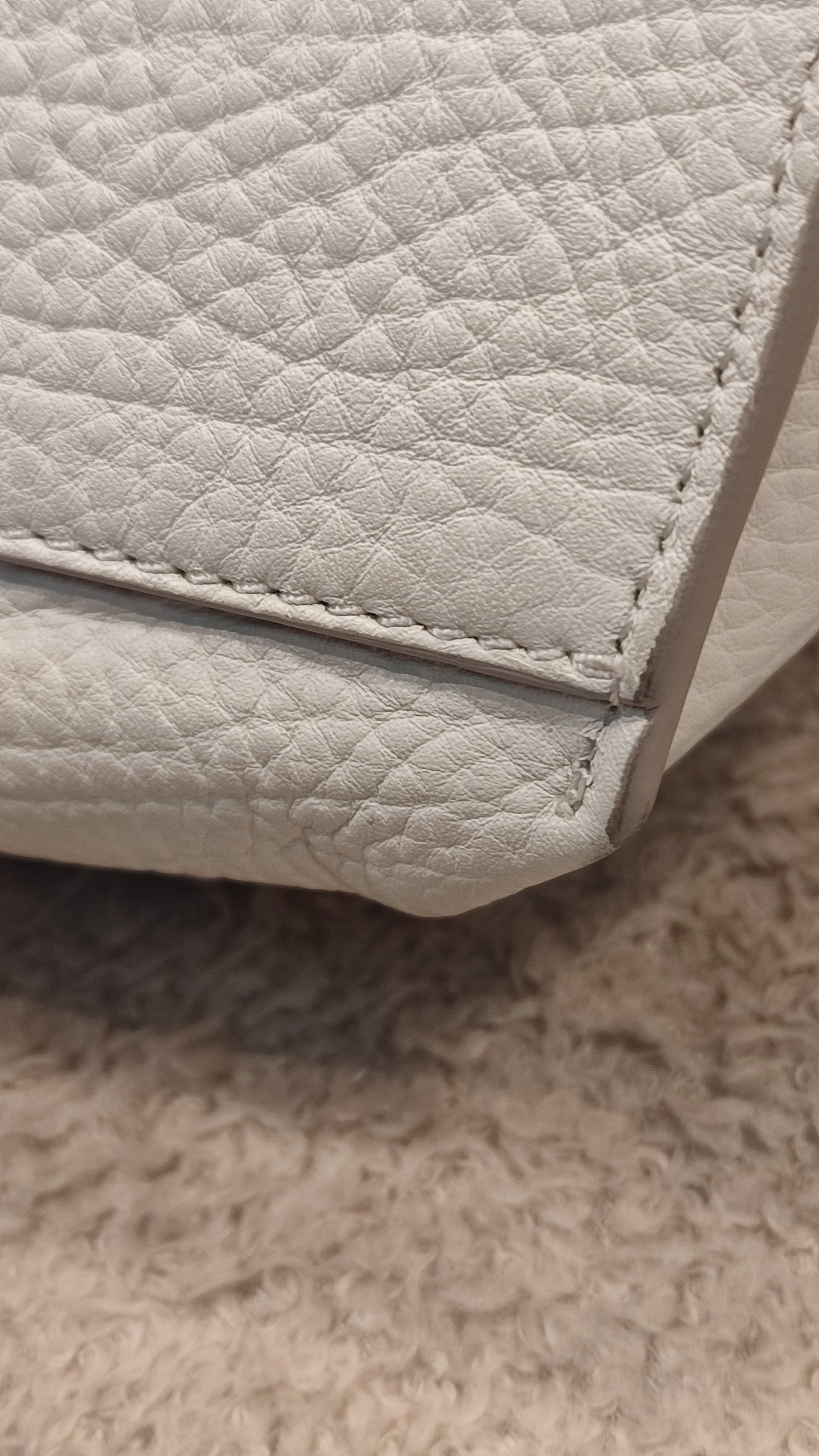 Givenchy Sway Calfskin White