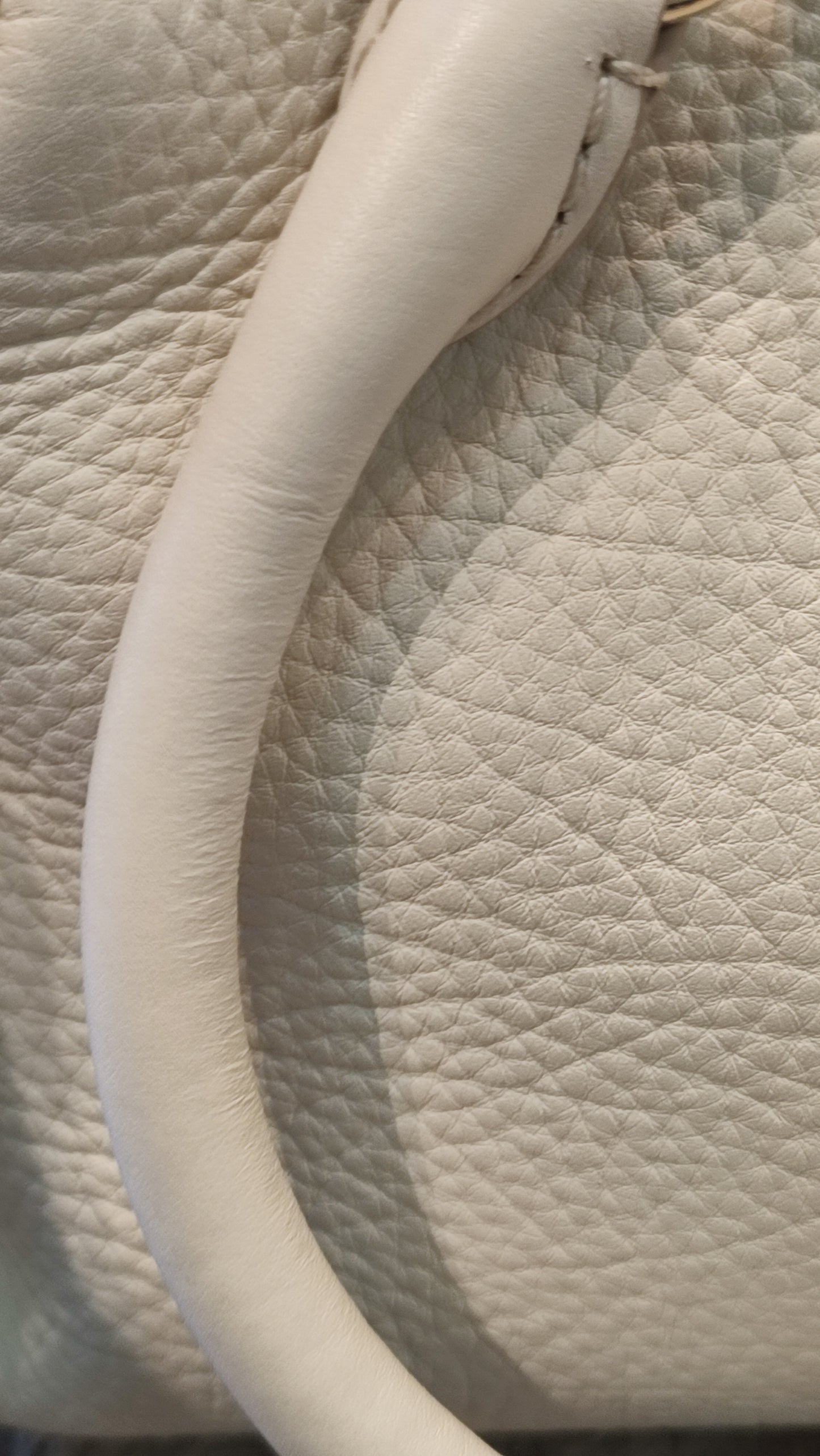 Givenchy Sway Calfskin White