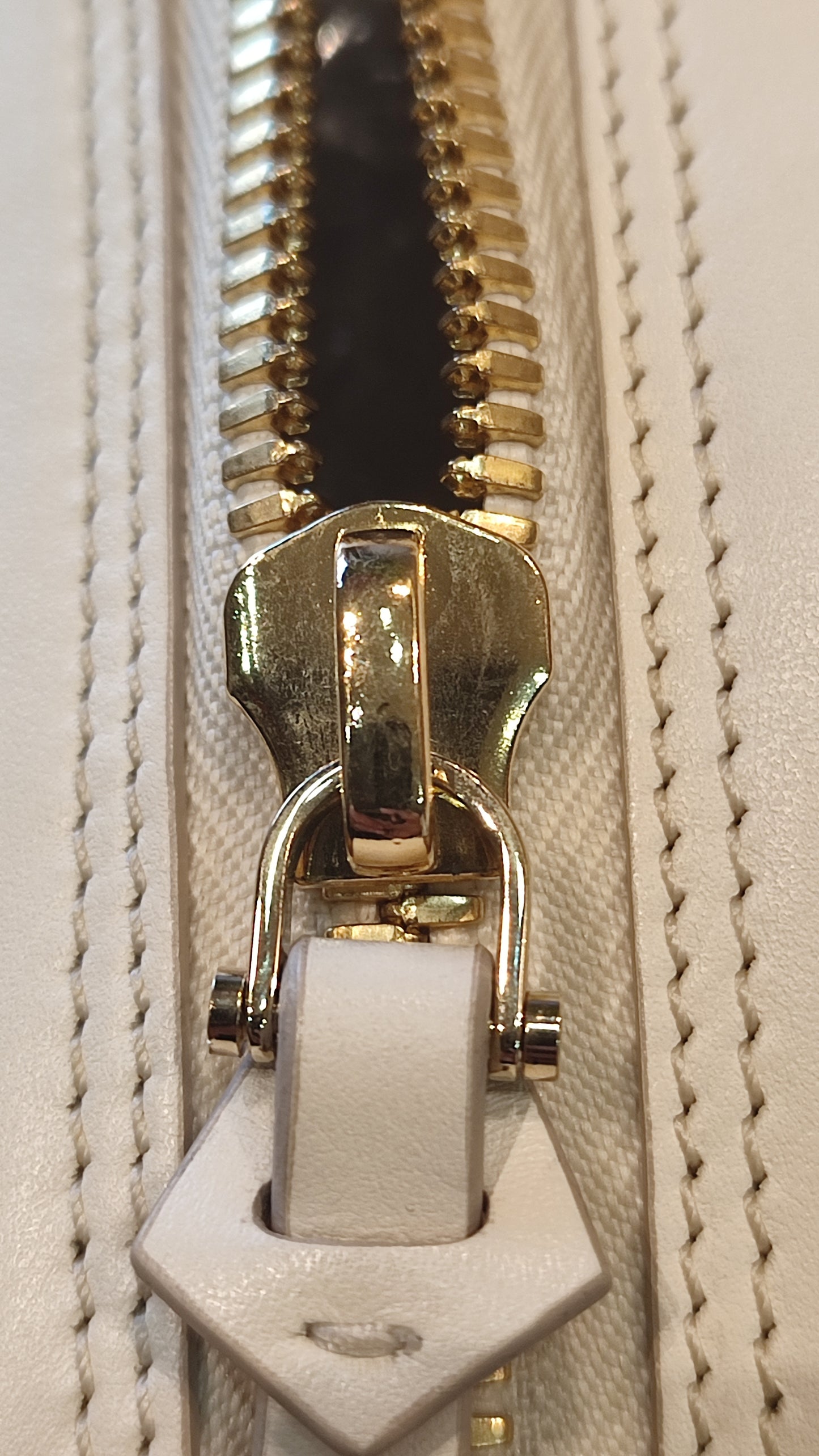 Givenchy Sway Calfskin White