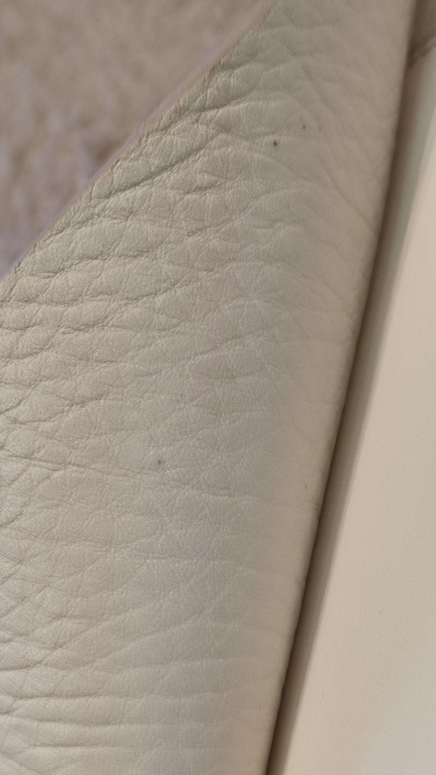 Givenchy Sway Calfskin White