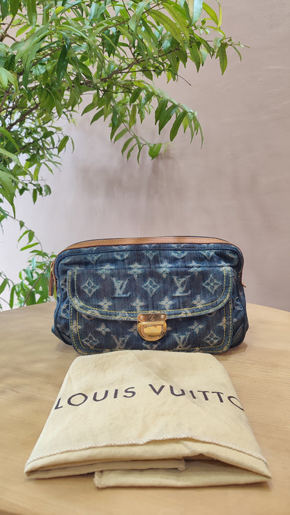 Louis Vuitton 2007 Monogram Denim Beltbag