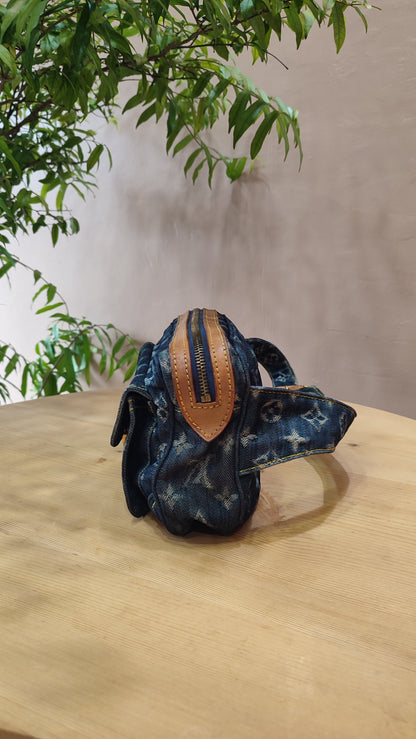 Louis Vuitton 2007 Monogram Denim Beltbag
