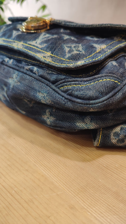 Louis Vuitton 2007 Monogram Denim Beltbag