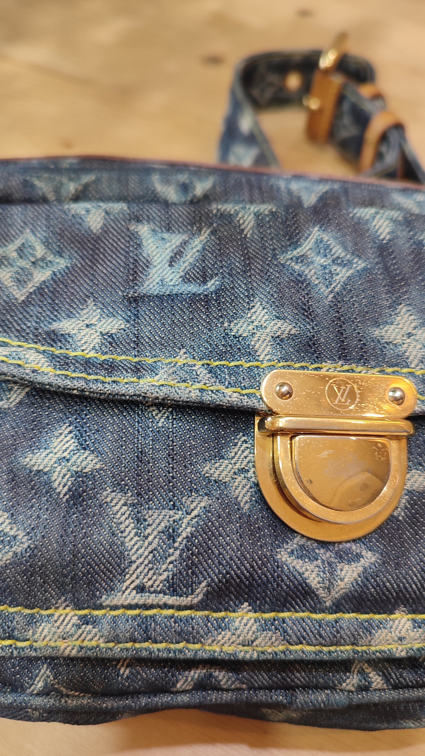 Louis Vuitton 2007 Monogram Denim Beltbag