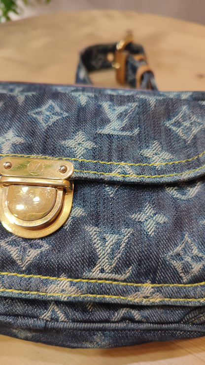 Louis Vuitton 2007 Monogram Denim Beltbag