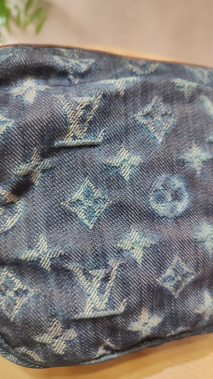 Louis Vuitton 2007 Monogram Denim Beltbag
