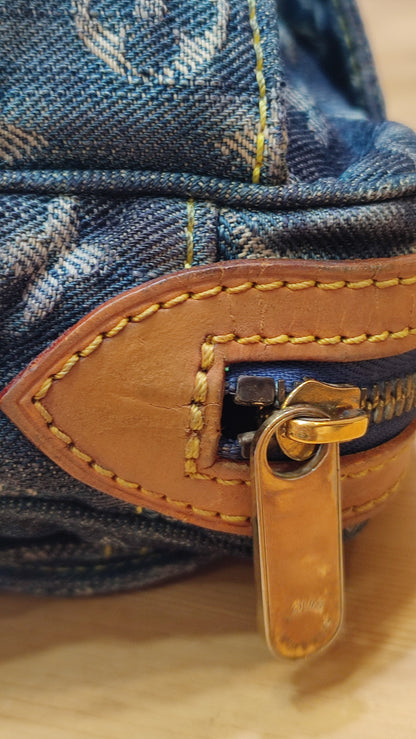 Louis Vuitton 2007 Monogram Denim Beltbag