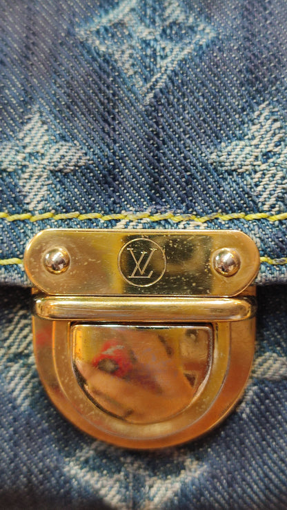 Louis Vuitton 2007 Monogram Denim Beltbag