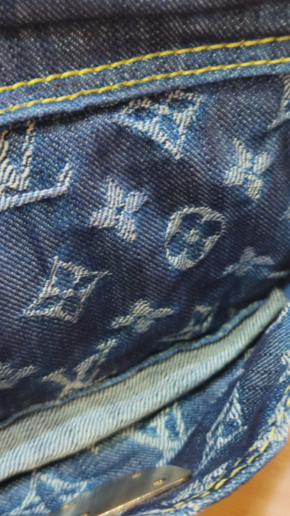 Louis Vuitton 2007 Monogram Denim Beltbag